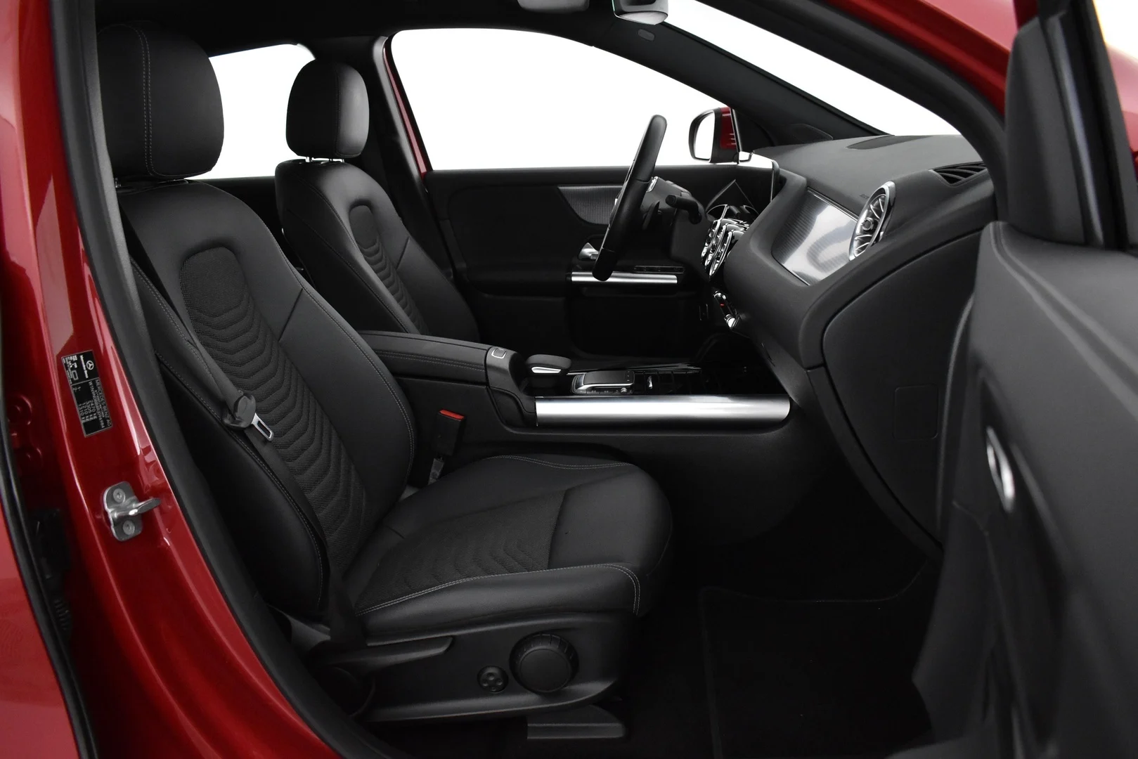 Car Image - 5Mgs6N5cW6XjaOdhk8o53i