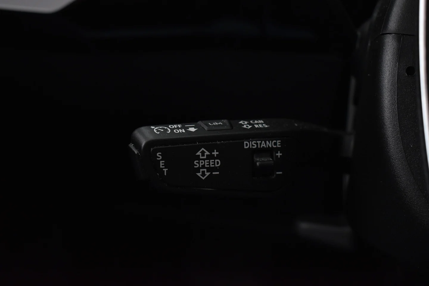 Car Image - q9WrH6Peld5pqYHBlf41l