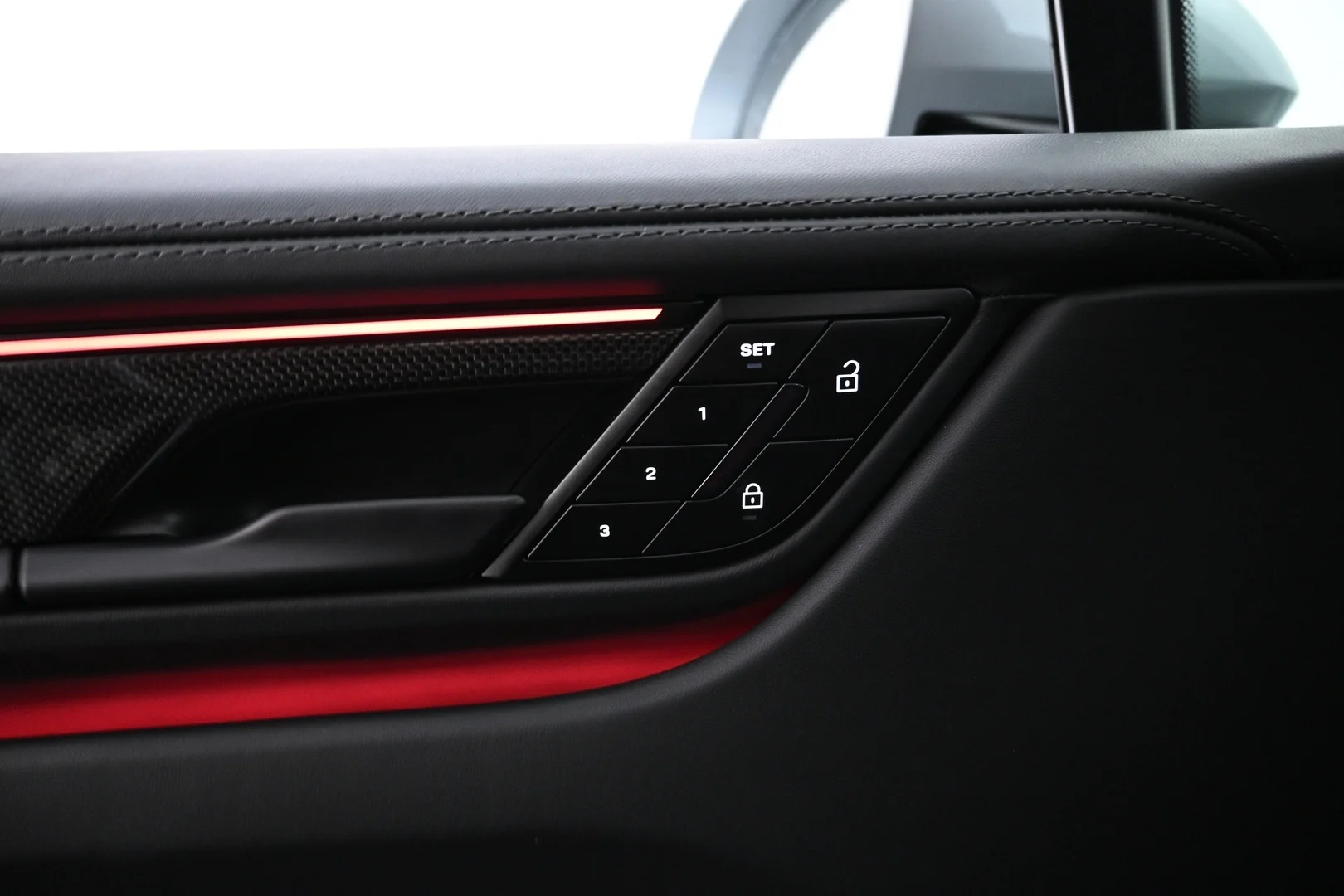 Car Image - 4GYuse4hKnHsVHkqbBkPPM