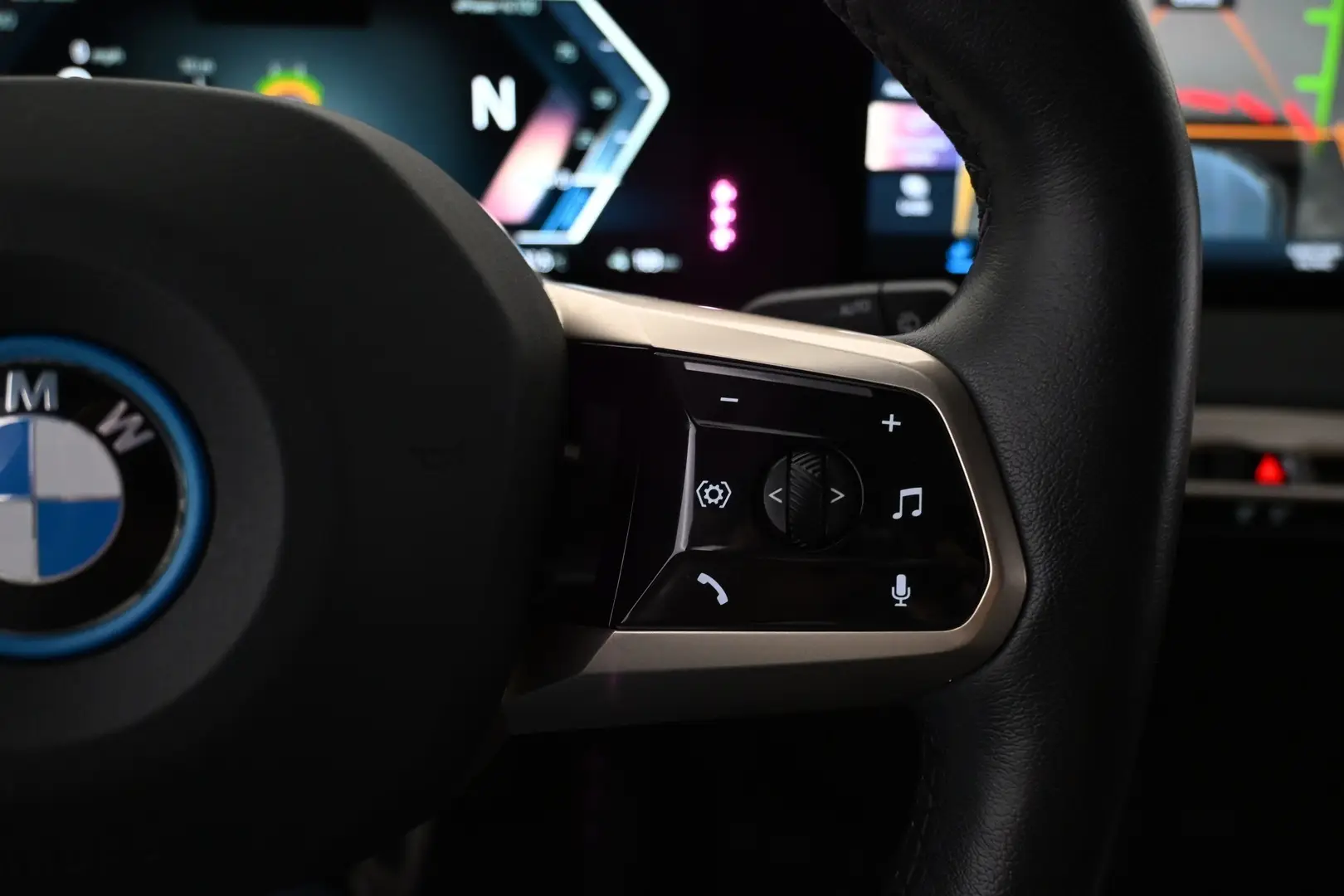 Car Image - 2zbYadMZMNzjxGrtlRPLb0
