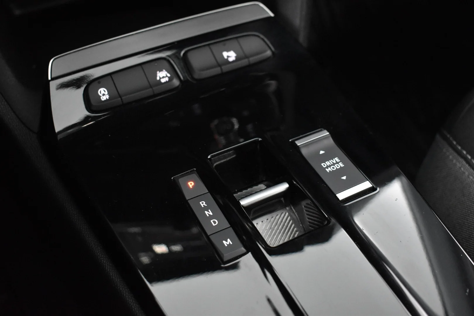 Car Image - 6OsYpgjRaxN5iohFYhsKLq