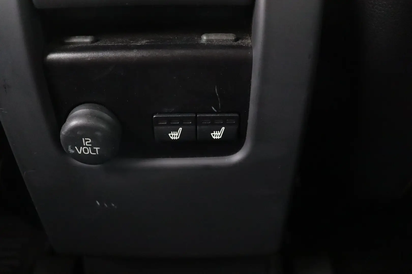 Car Image - Ykogi3JKwO6VSksapfAoc