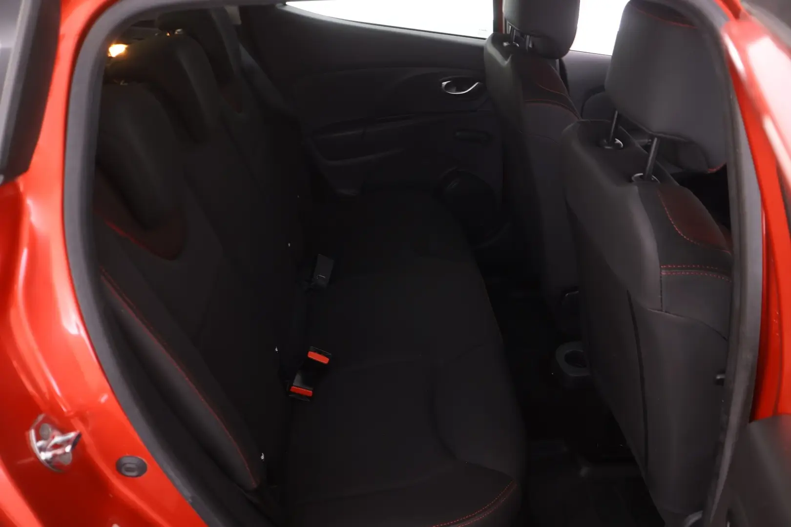Car Image - 5zkJKFtb7jVkvrlKqUq34p
