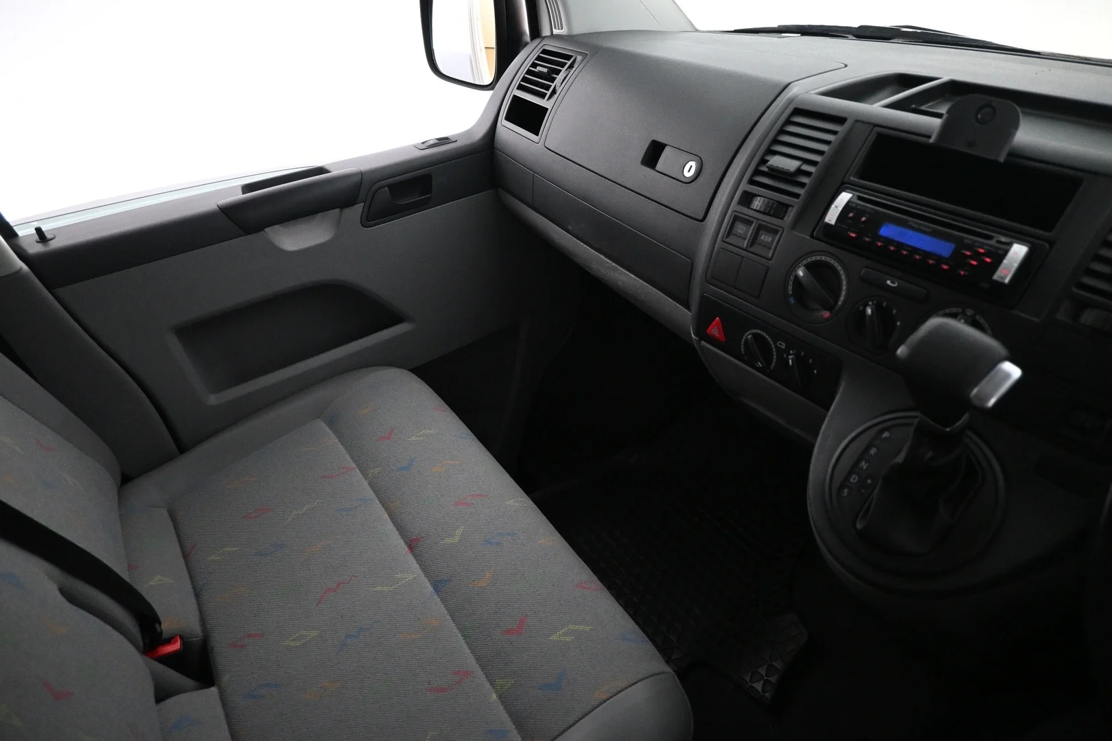 Car Image - 6jP8Zxtb0y1eIMGzmc1doN