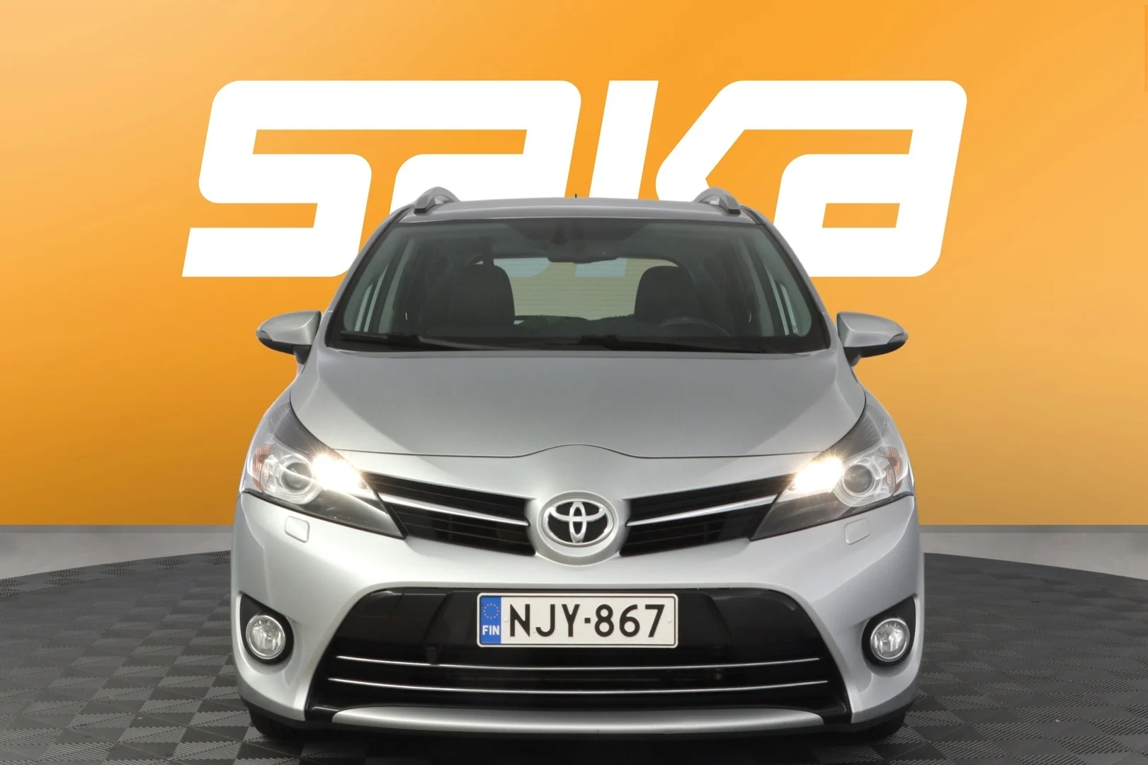 Car Image - 1jQghvWvq6ei3ipZokEII8