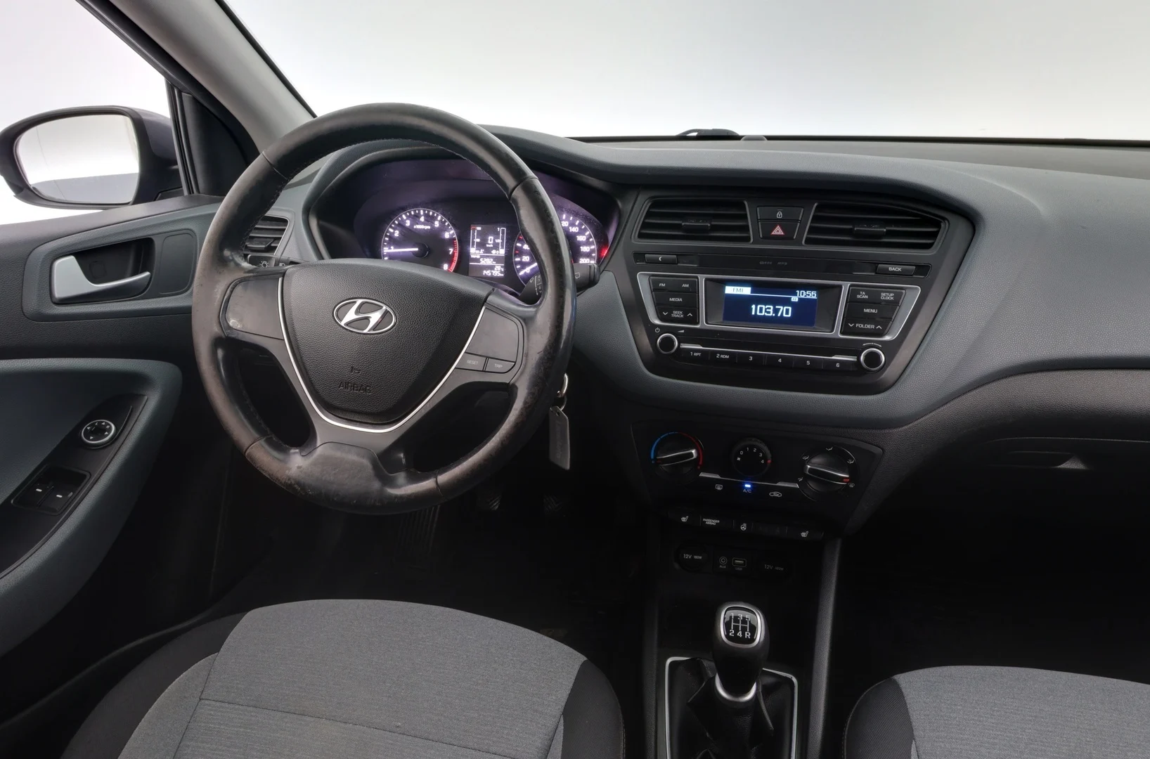 Car Image - 7syra0xHvxgxjdydruwqFv