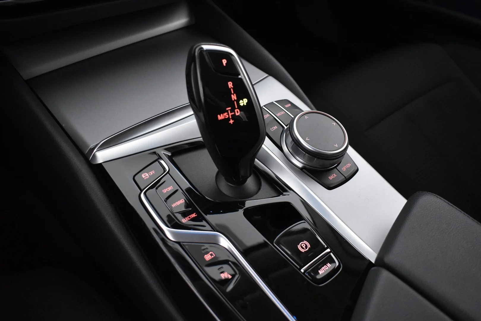 Car Image - 1irmuxXAmUYqIomKOKQ90z