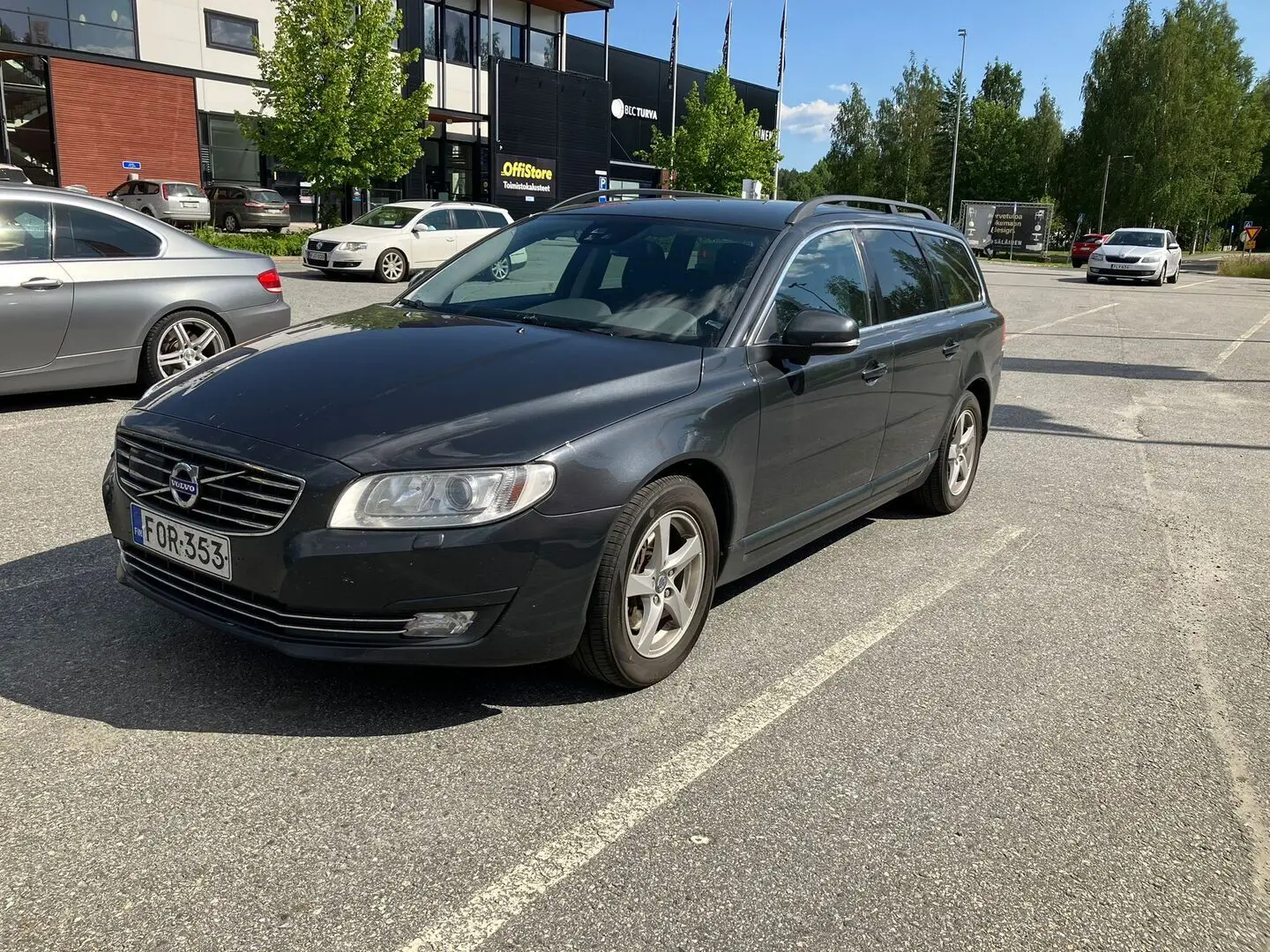 Car Image - 4Z9sYFg5yPwA9Q7q0lM0D8