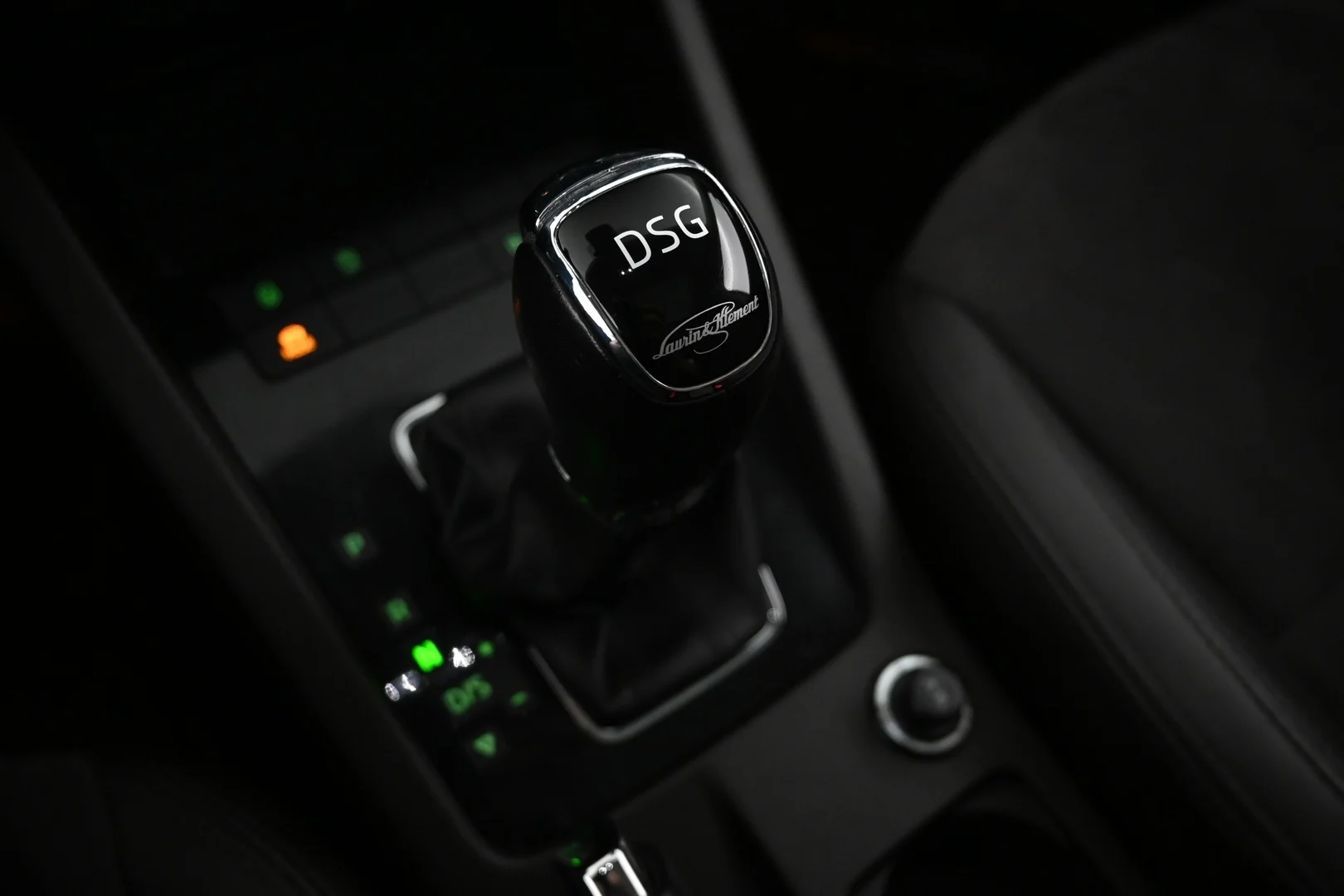 Car Image - 7wYgDlljM4K70Rgk8wYsQM