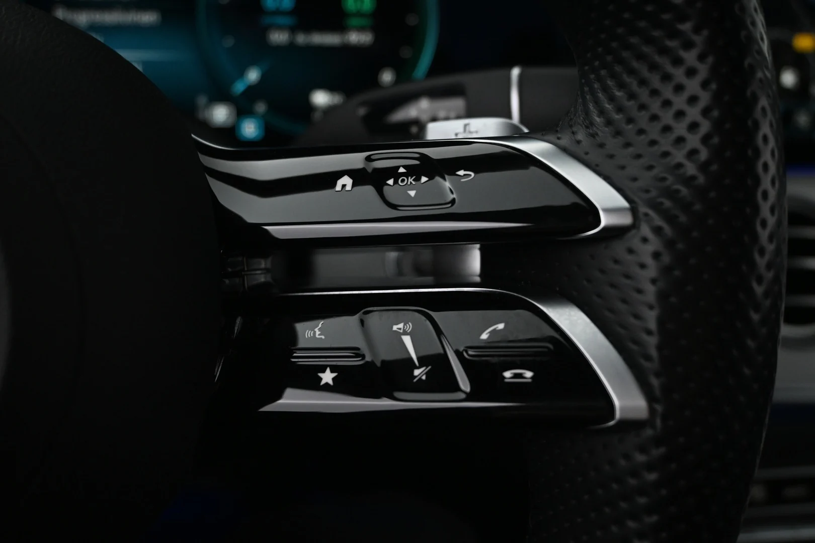 Car Image - 2Qj6aeVfOOhyZWN98nhaJA