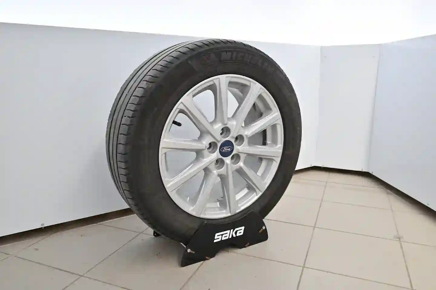 Car Image - 52WMCLqIN4kXcvWndATeis