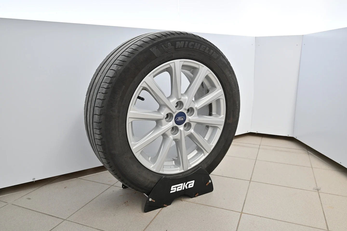 Car Image - 52WMCLqIN4kXcvWndATeis