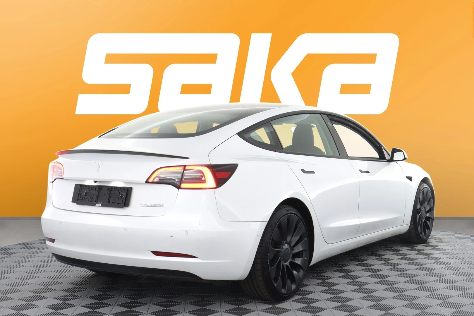 Car Image - 3C4se3zJKNuhcMnhRoJ1A7