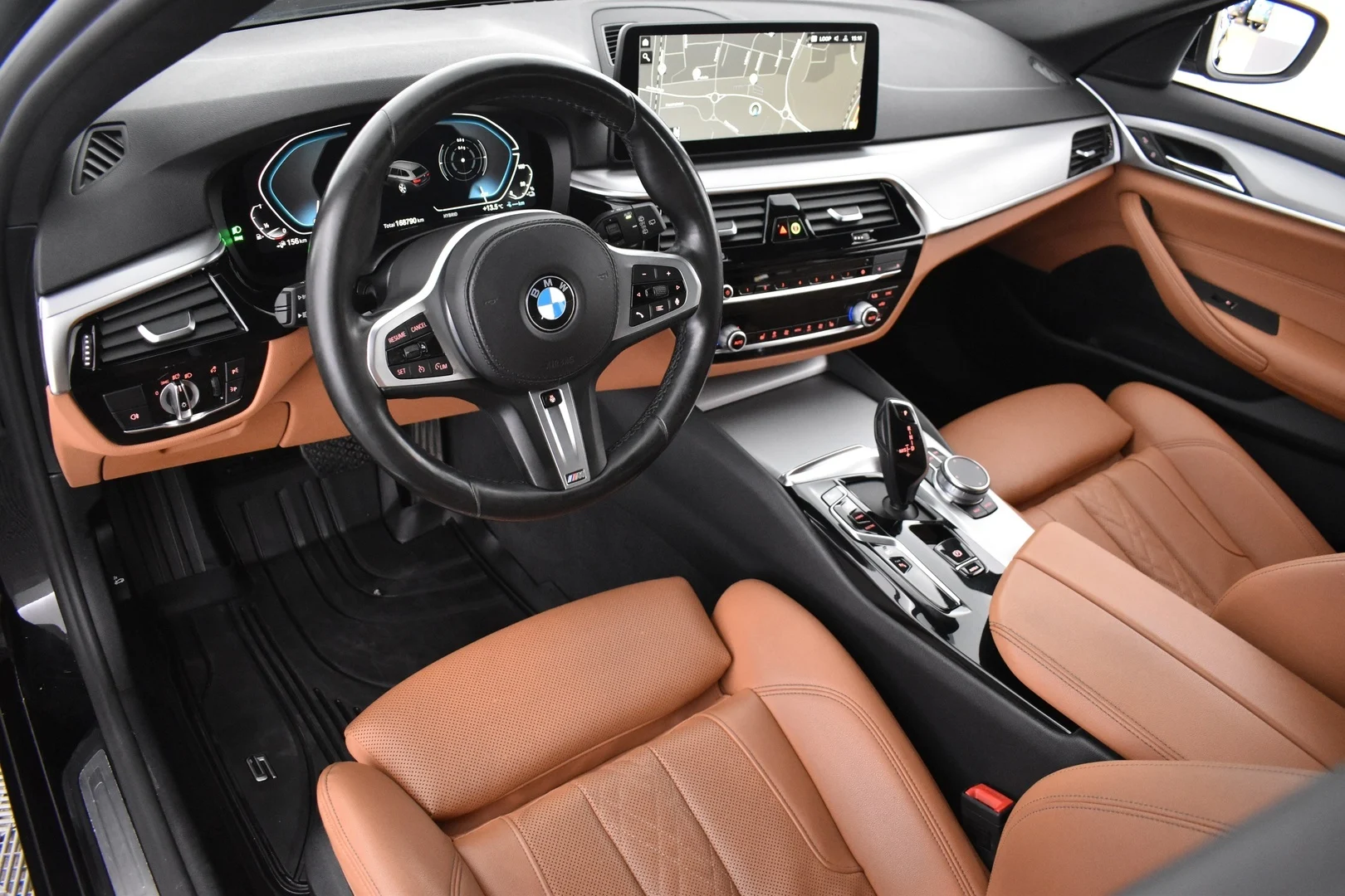 Car Image - 4GJHEKJGbCQ1b1amxKUX1y
