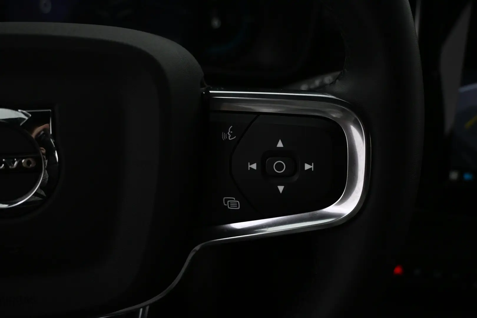 Car Image - qcCKv4r8Ttl0uLK10Gm1d