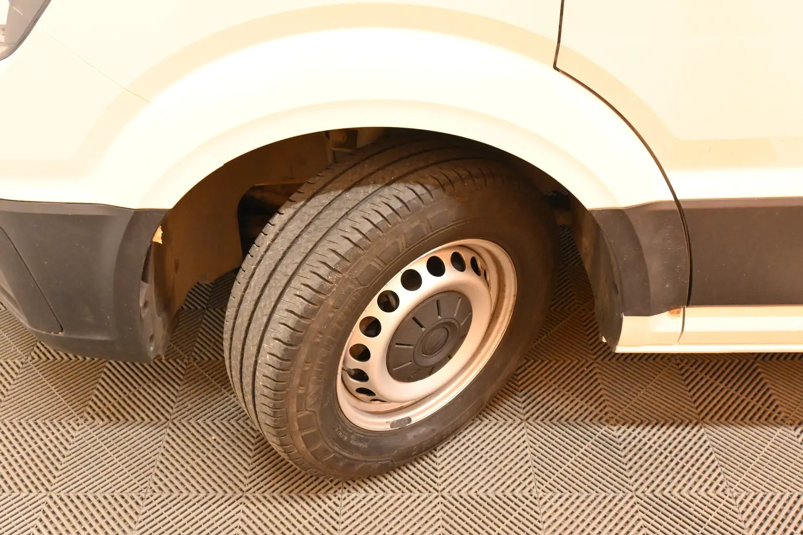 Car Image - 3C2apnOmIG7NCf7L7GOF7D