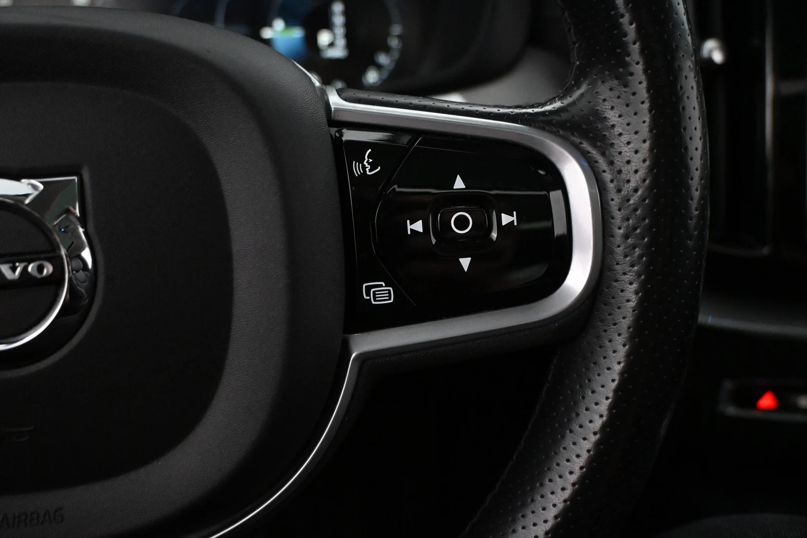 Car Image - 49EhF0f5gg22xxBRqOzEHq