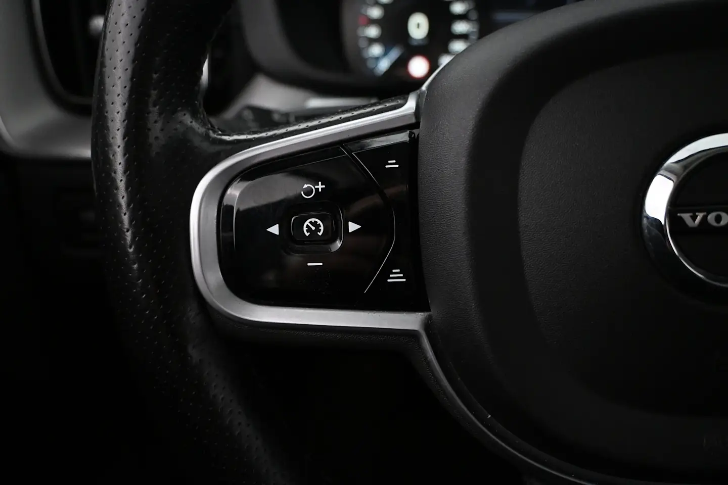 Car Image - 49EhF0f5gg22xxBRqOzEHq