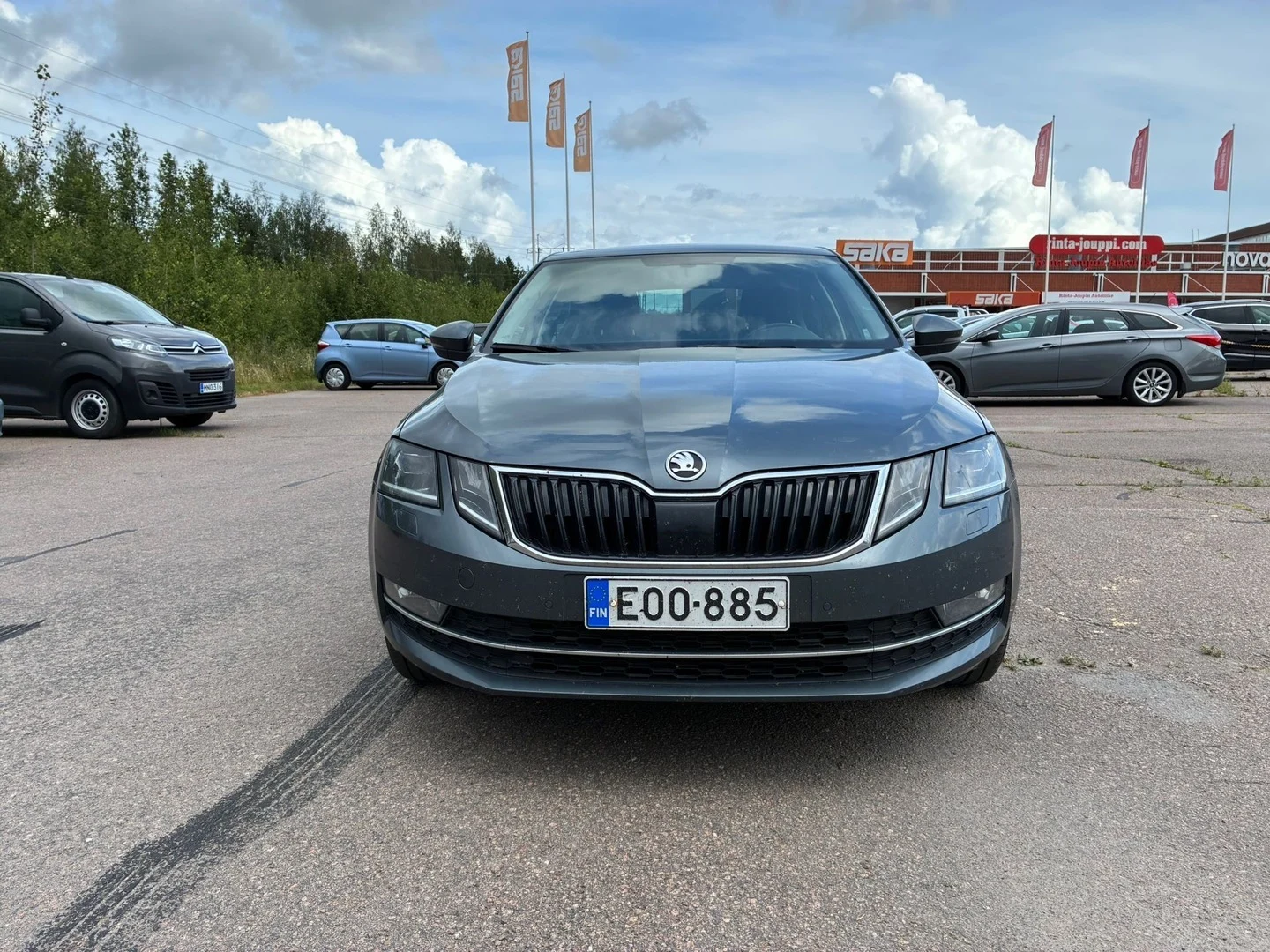 Car Image - TYThpxOViVKyDH6bJZHw7