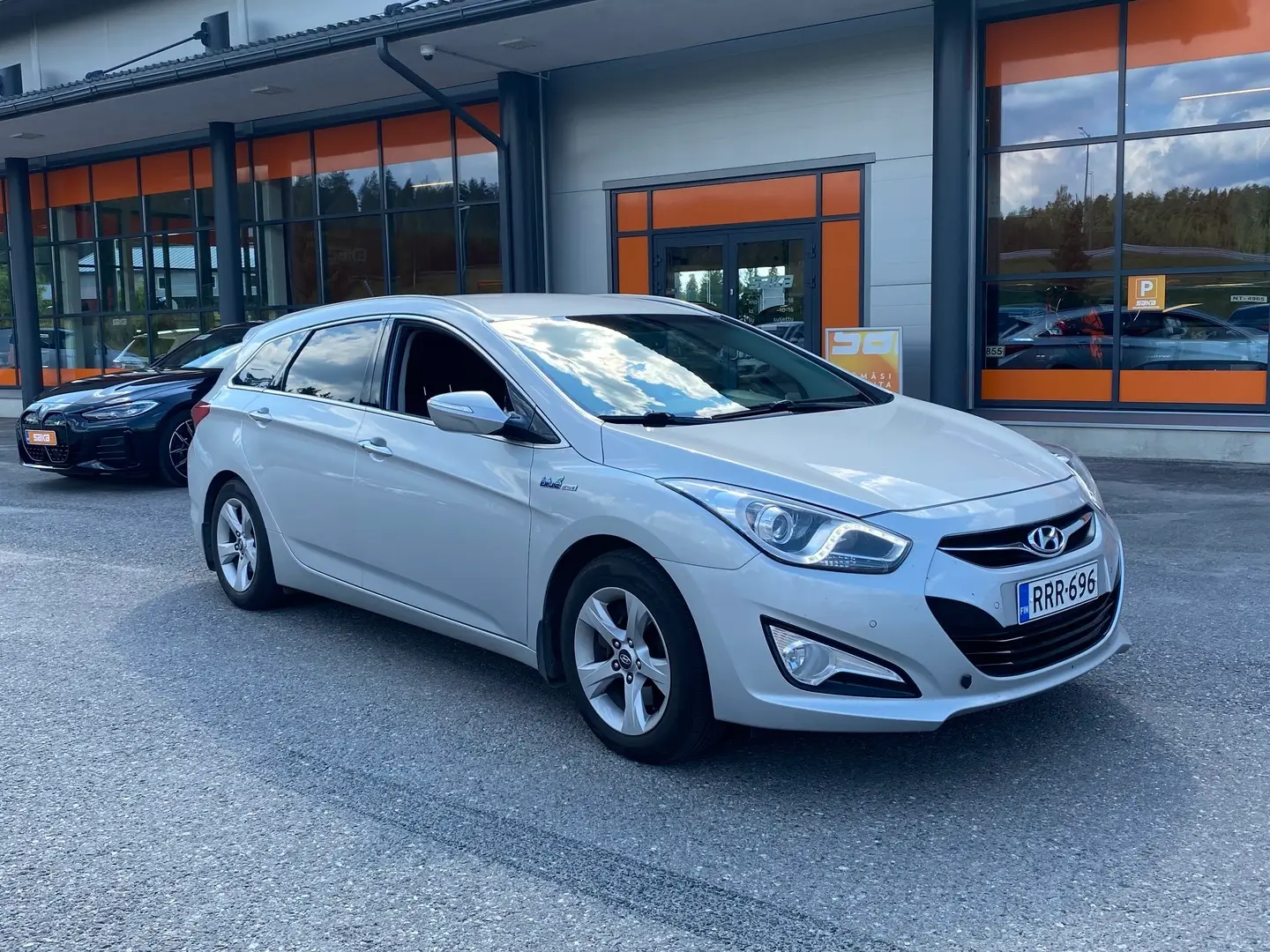Car Image - 144DbCv3BDcrpIZfUyjH1V