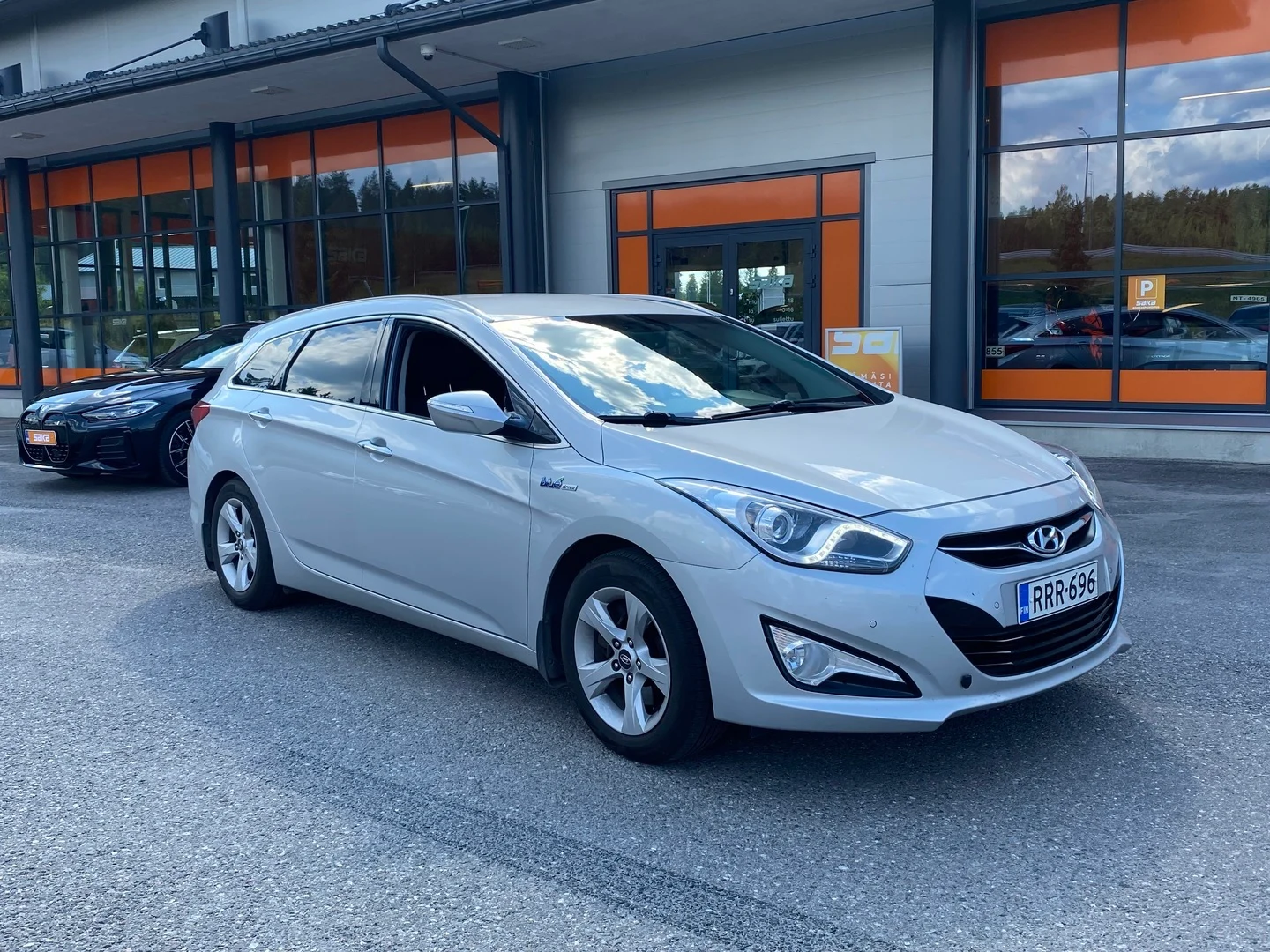Car Image - 144DbCv3BDcrpIZfUyjH1V