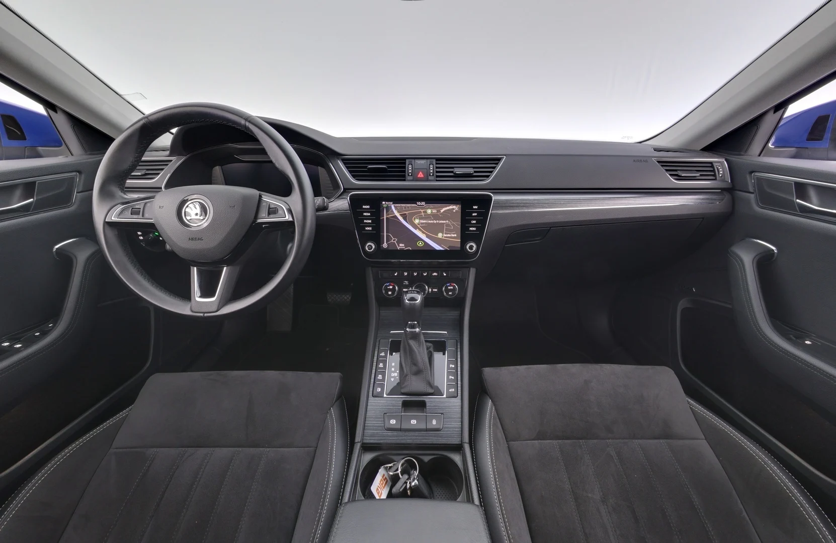 Car Image - 6xxFfqOQ82af66d18jjiUf