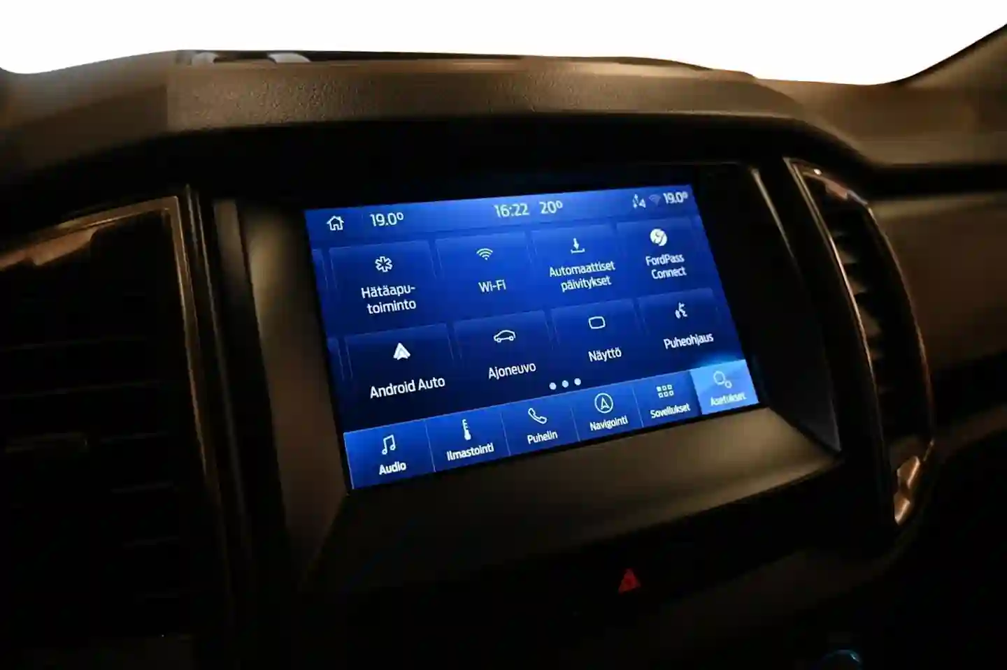 Car Image - 1koIBVT3GLvEi30ayObkL4