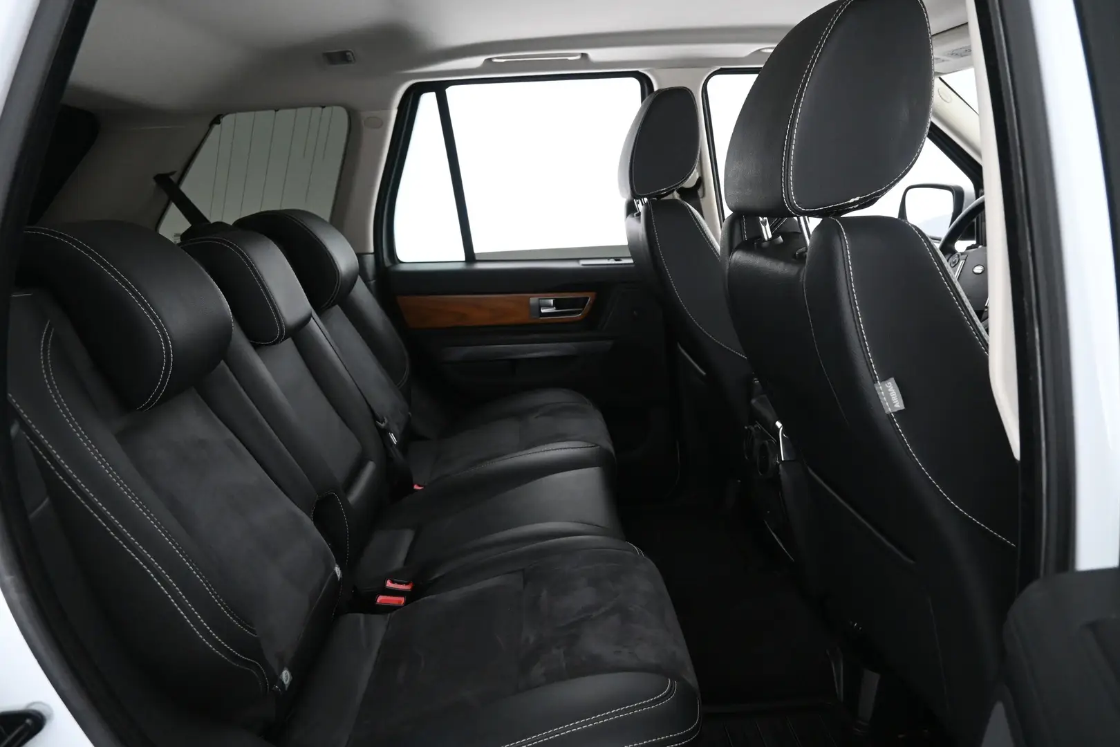 Car Image - 2YXGgZp4PONcliVkRJ4Sc3