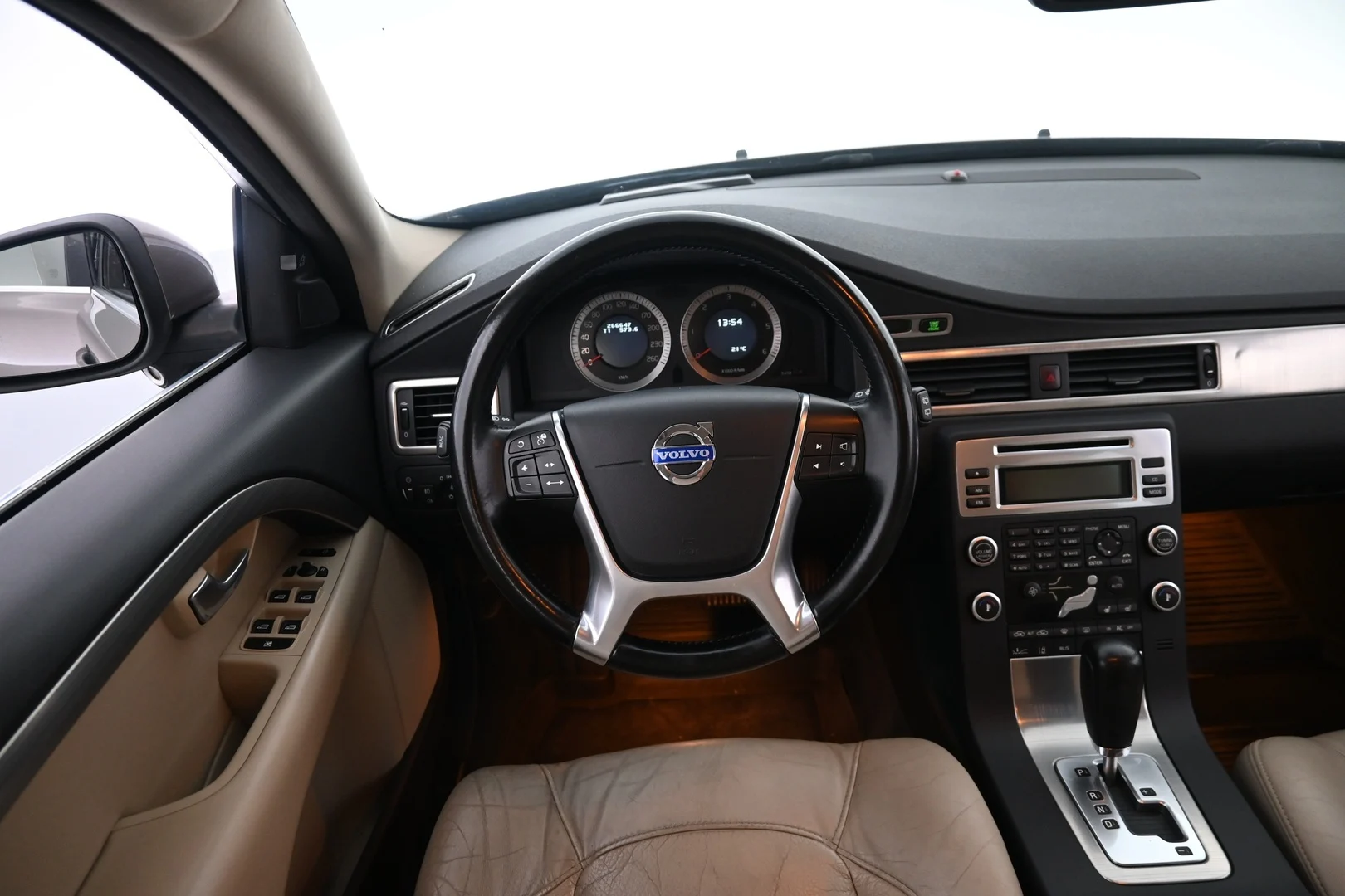 Car Image - 7JxaqM4b6E0vB2yfeOvrBJ
