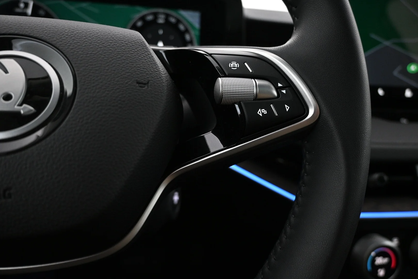 Car Image - 7CKPUnOqwCzmso83lH1ZK2