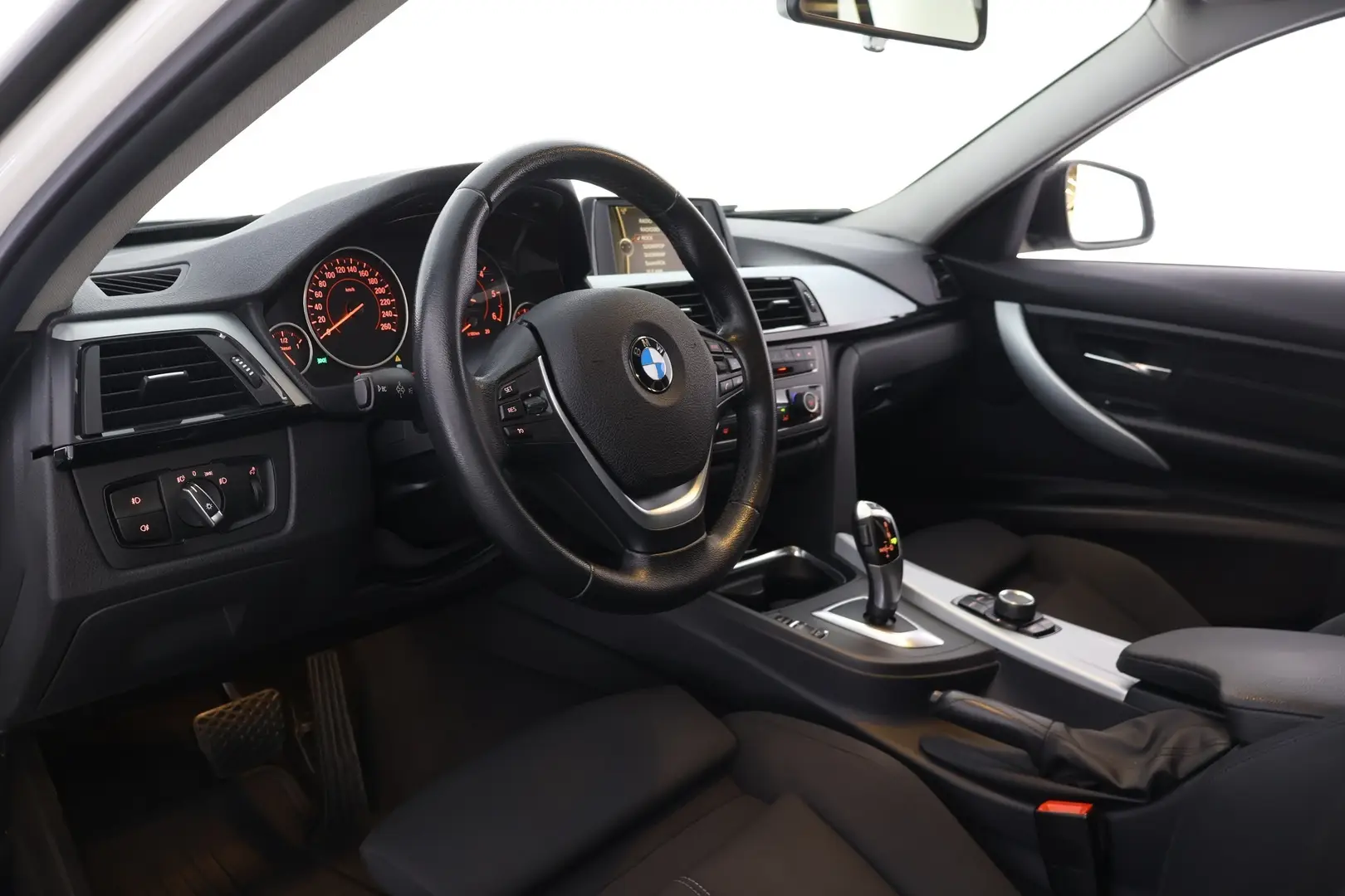 Car Image - 5GoGGab7WRSVIURV7QfaeB