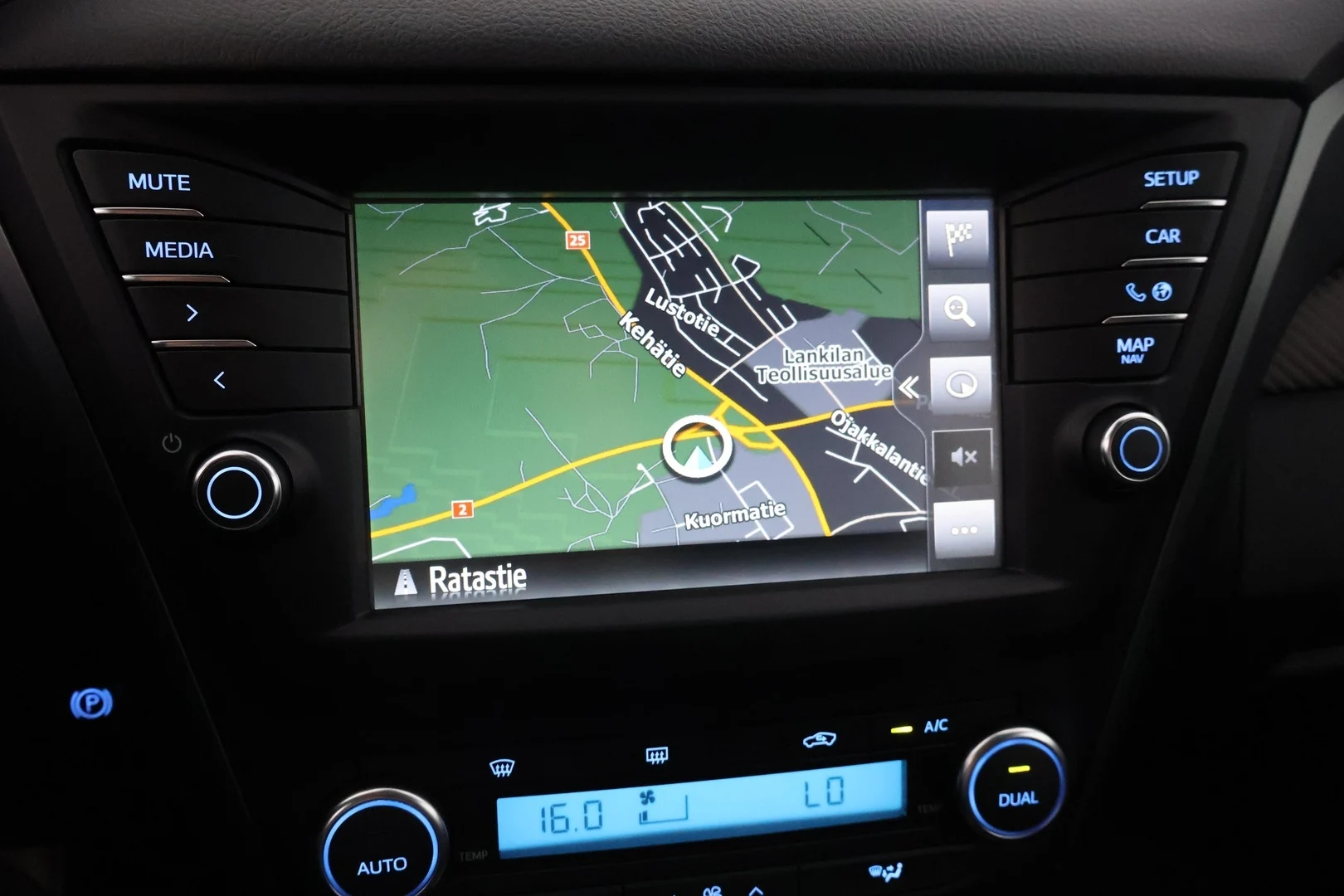 Car Image - 4meAhr5W8m5rNp3b2Sknrs