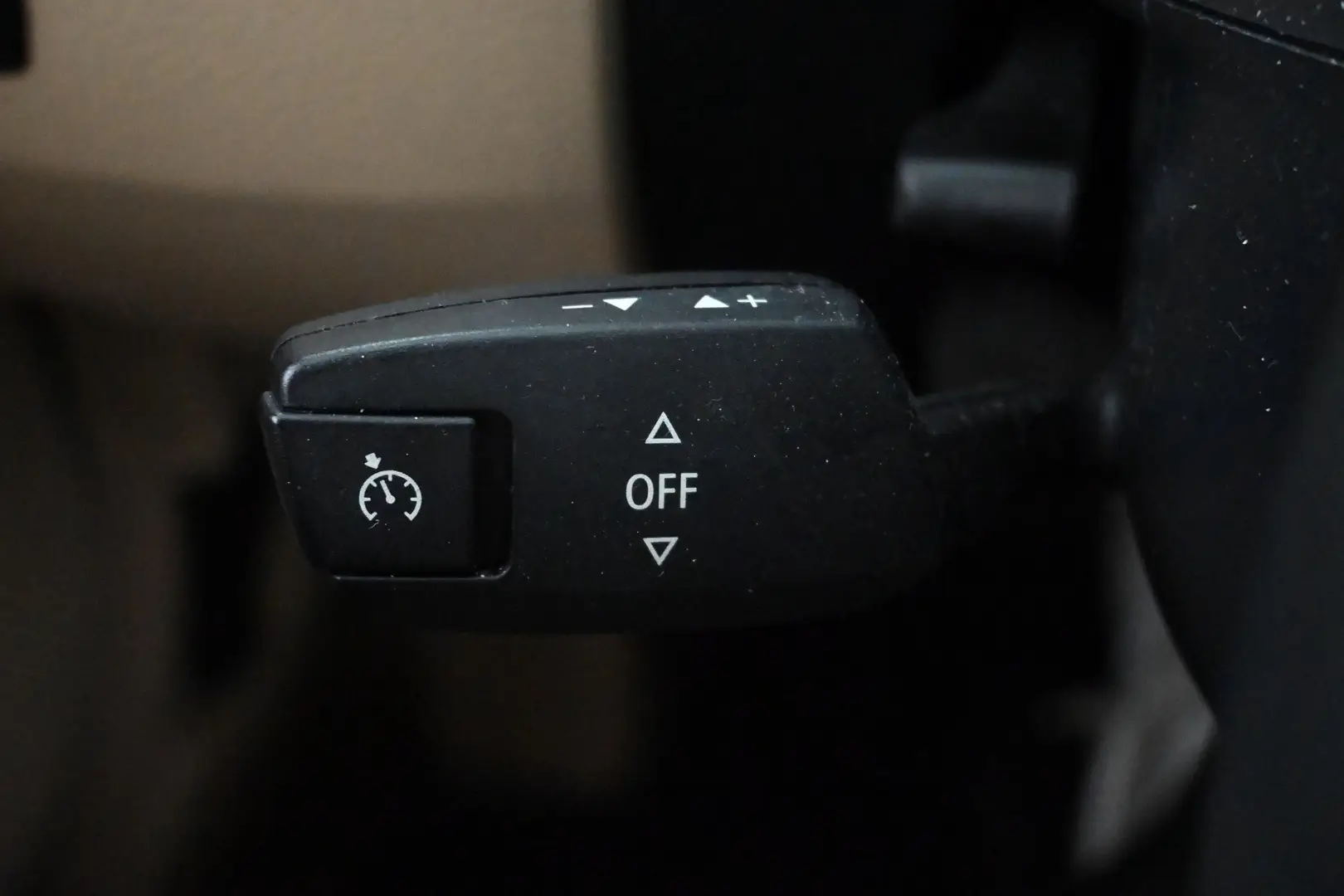 Car Image - 2GU0QMmfy0RYb1UPuqJ1IG