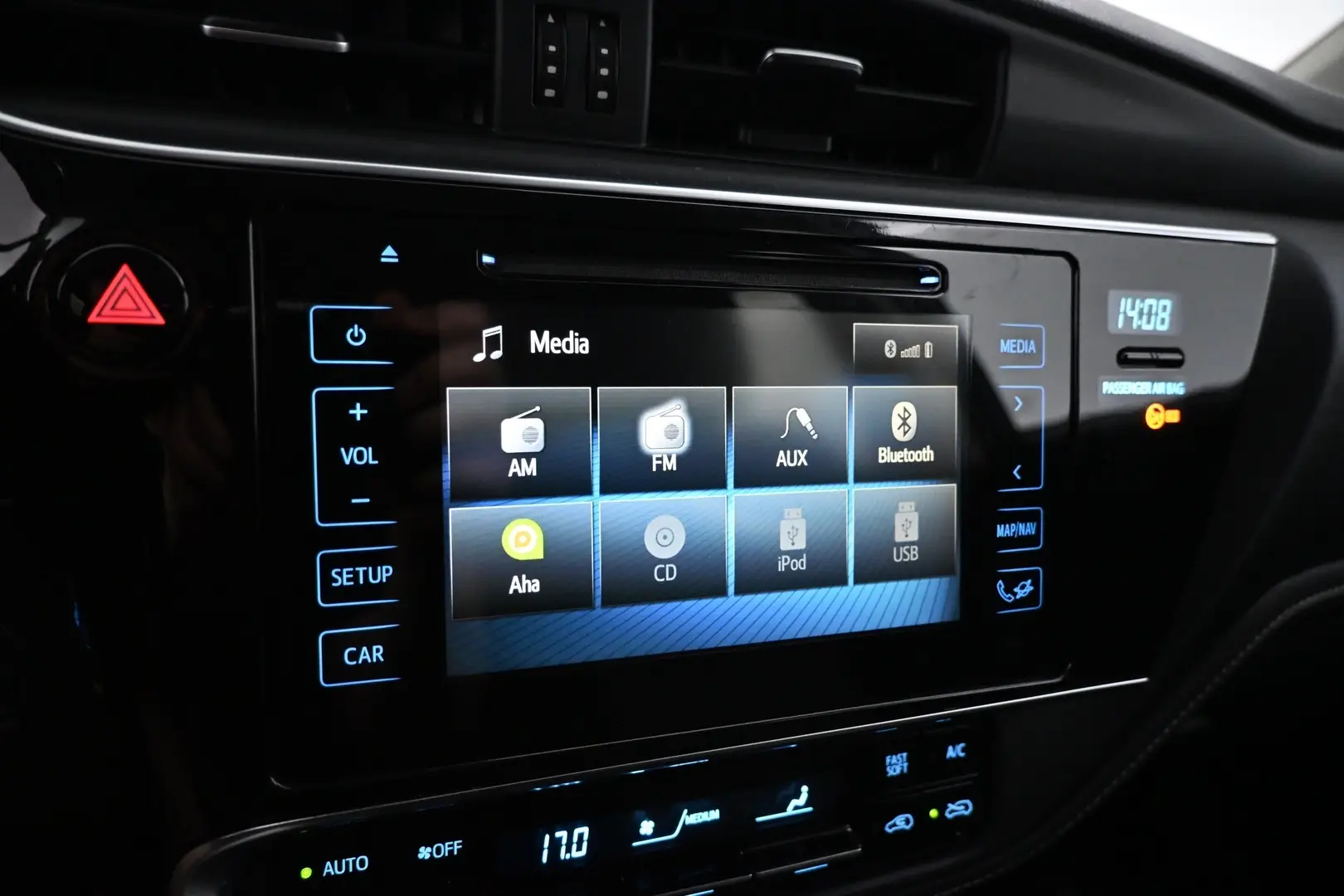 Car Image - 3cq6ZpxvJrBm2mXXrcDmdI