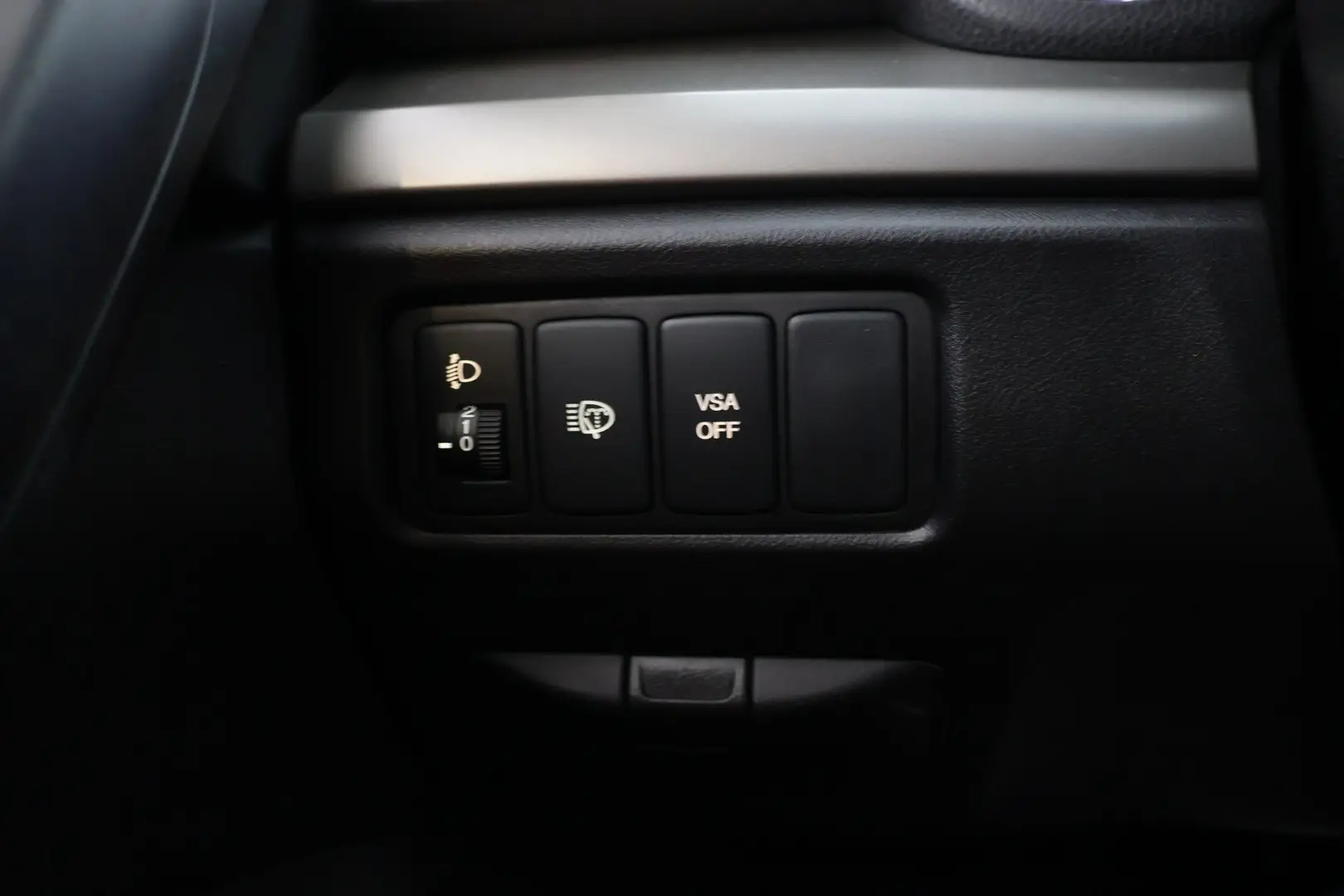 Car Image - 4fqBwTdvK1UcLSPNLM0s63