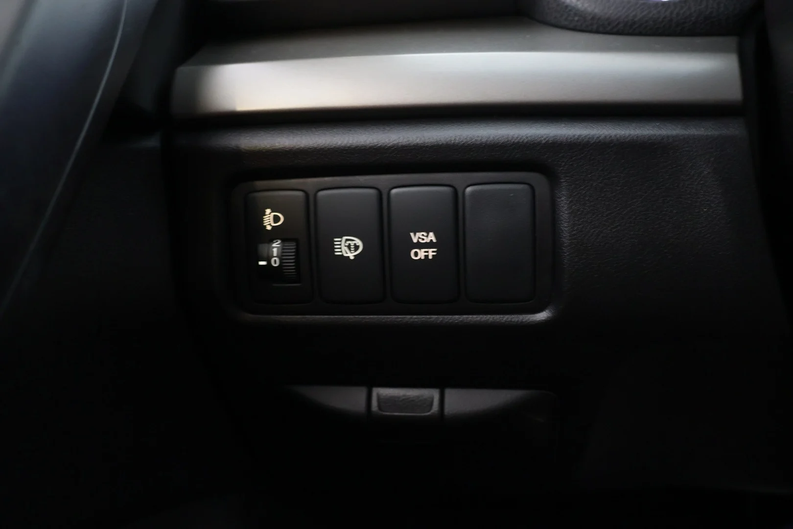 Car Image - 4fqBwTdvK1UcLSPNLM0s63