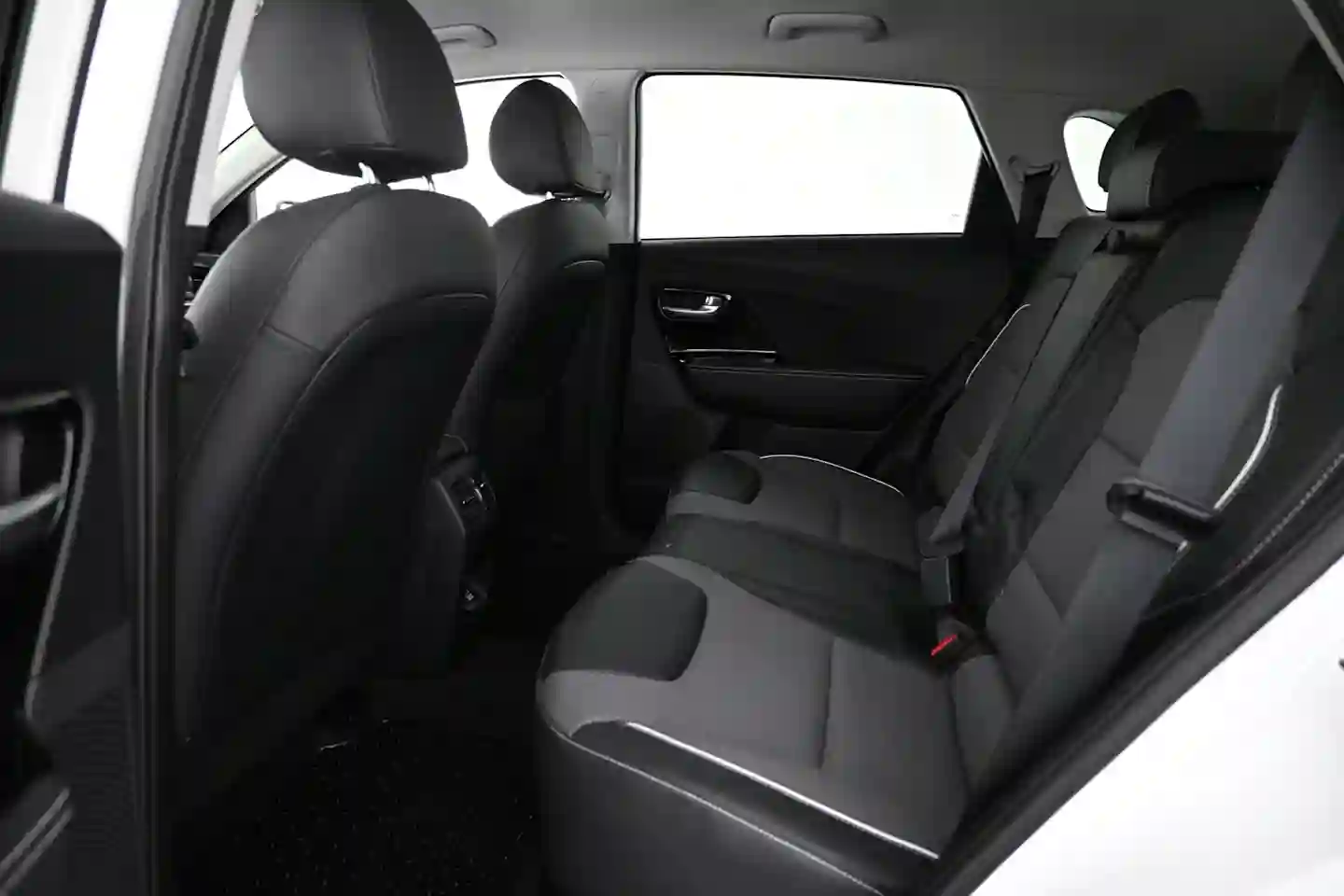 Car Image - 7DX74ZSvRXIo8tsaxgwY3p