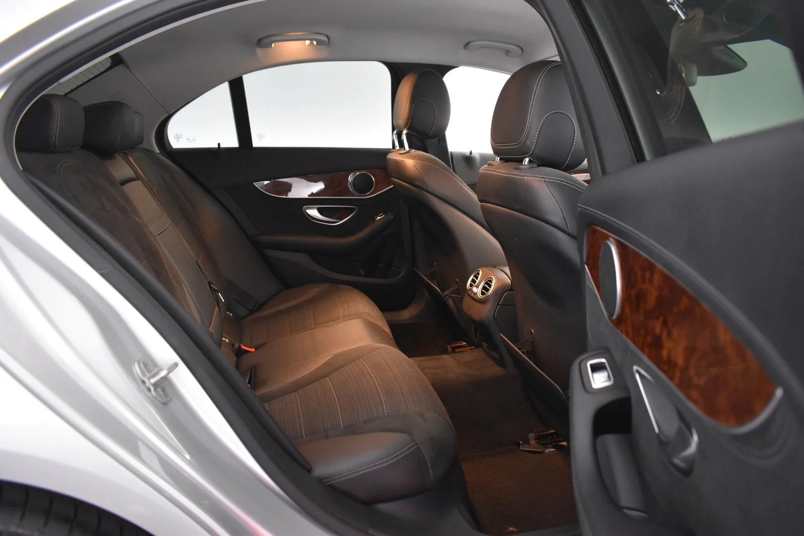 Car Image - 5BGD2l4av8i6iC9ysThQgp