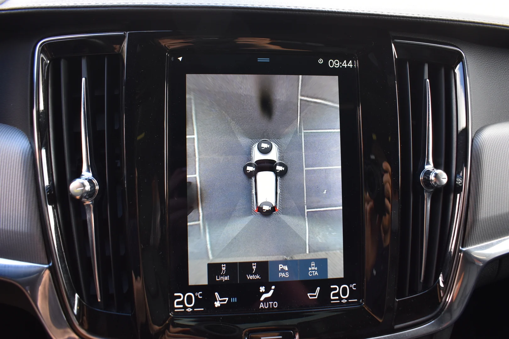Car Image - 3XYsnNx7mz4e9D24DQNjsf