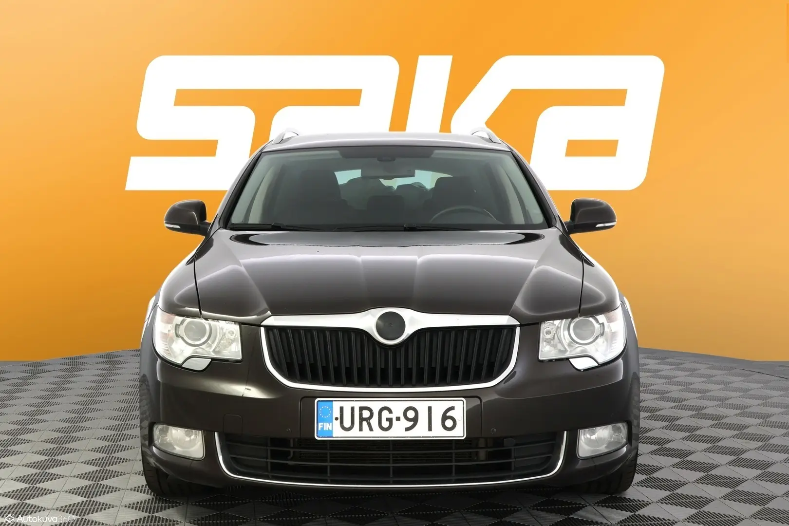 Car Image - 4TfQTTbJQgDfSDqHgutIxA