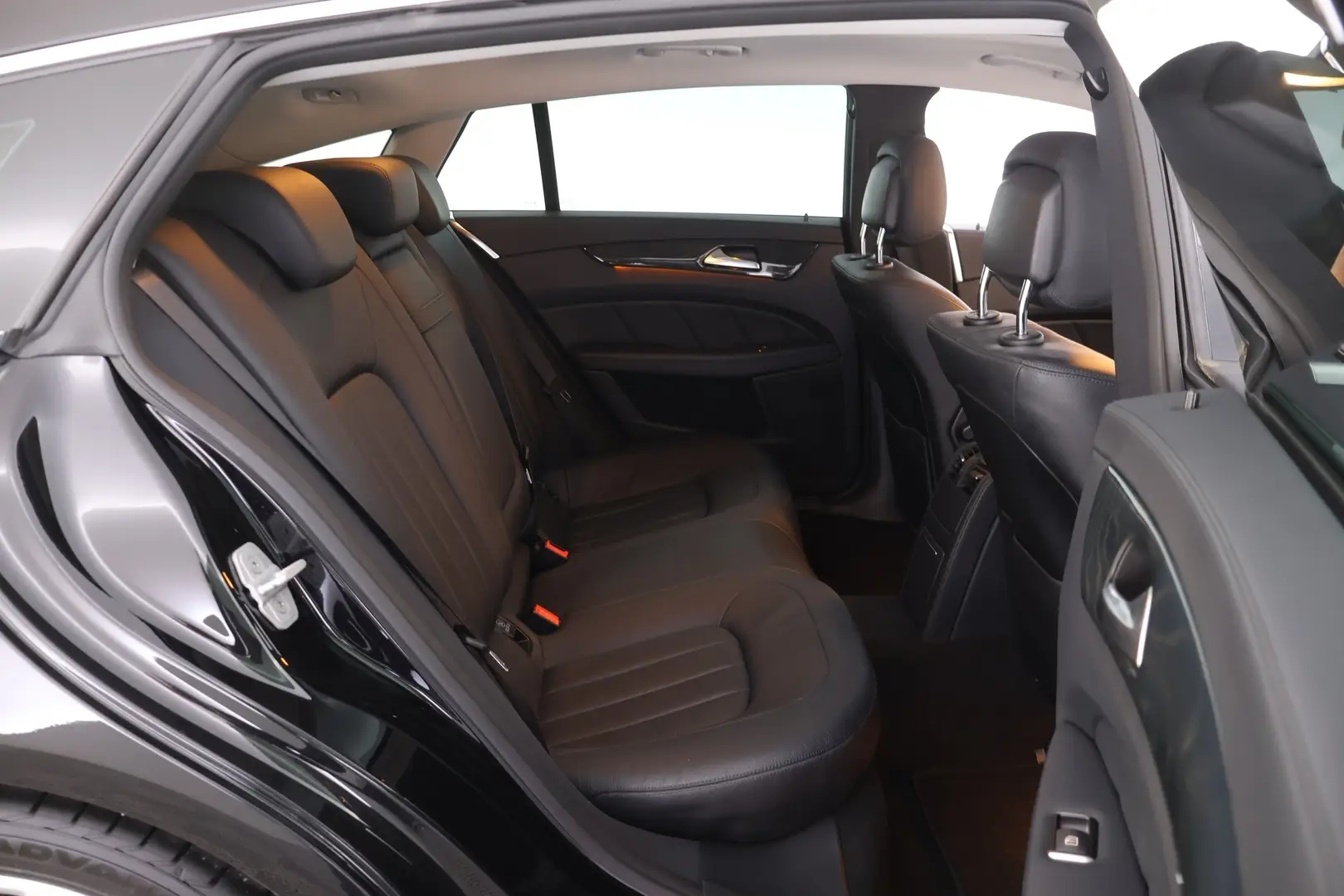 Car Image - V2MYIHOOAkNctLXNENt1L