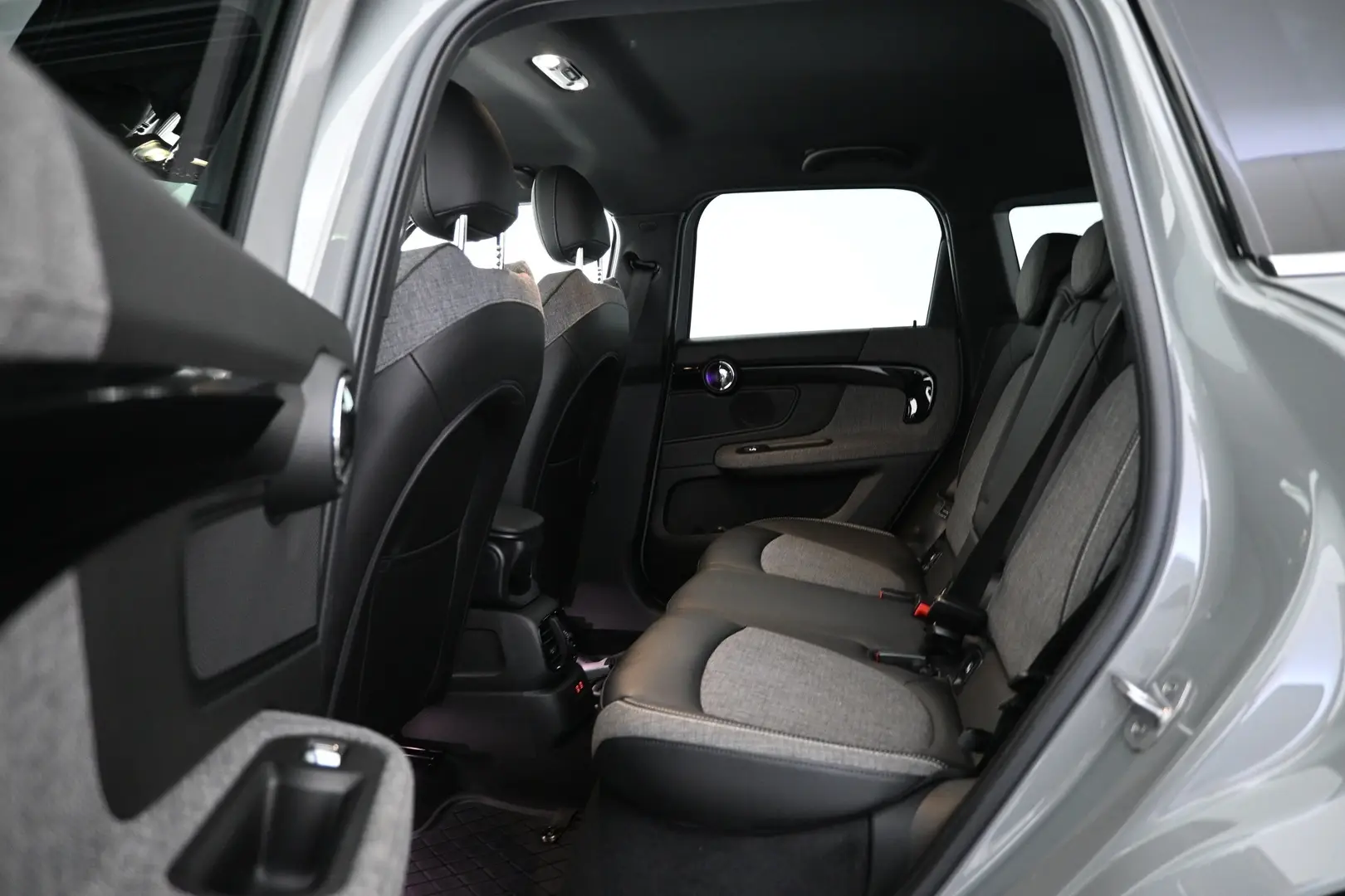 Car Image - 2bs03Q1ZUg69665FOWH30Q