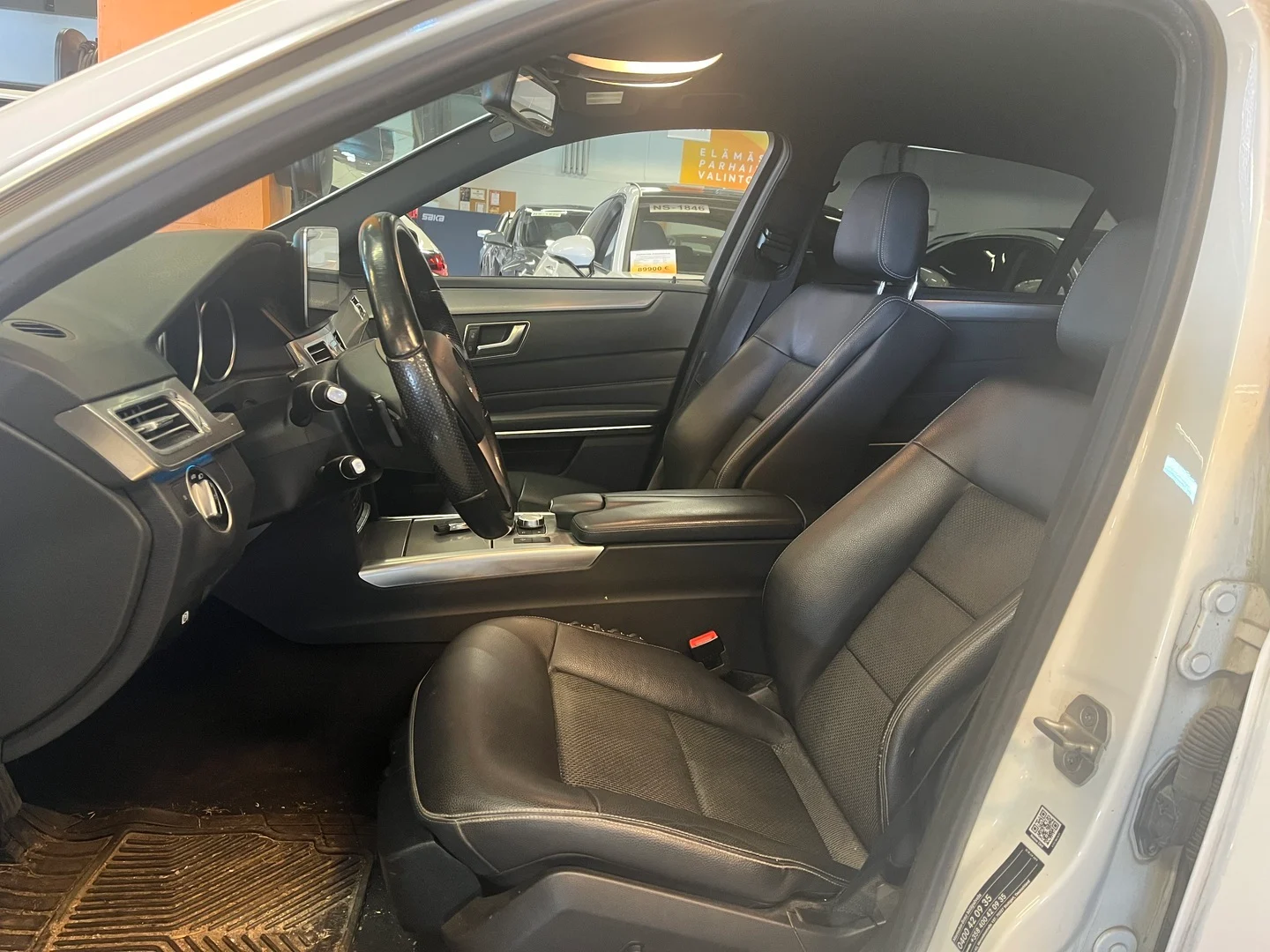 Car Image - 1wqaggz972PFnORz0IYmKS