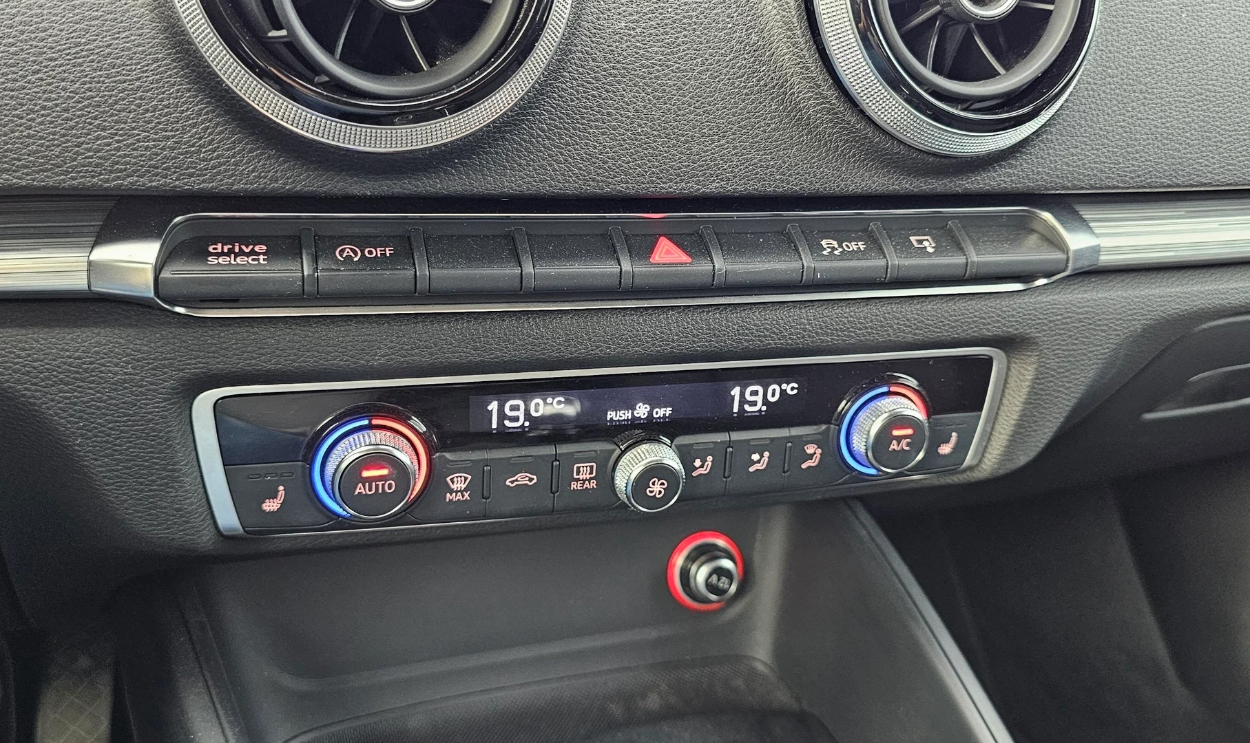 Car Image - 26JDKV2UBsLWdzWTmqct0j