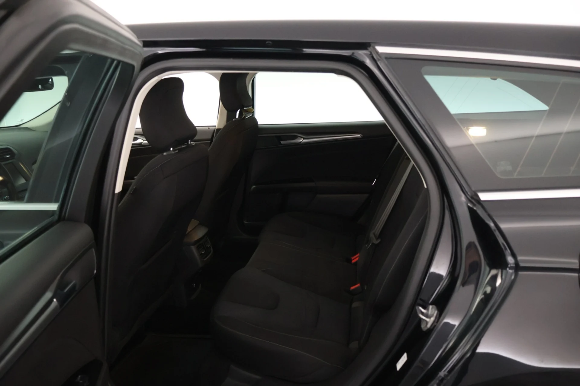 Car Image - C0pD4PJFpZUzNSGT8JbLX