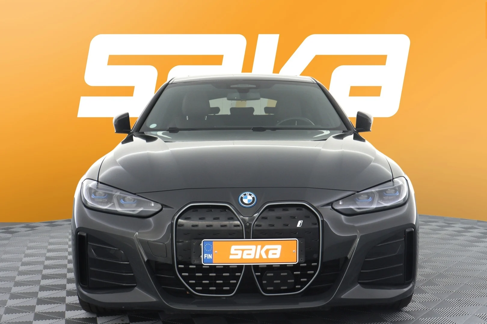 Car Image - 1uvXReesCTrnAU9nTAspw8