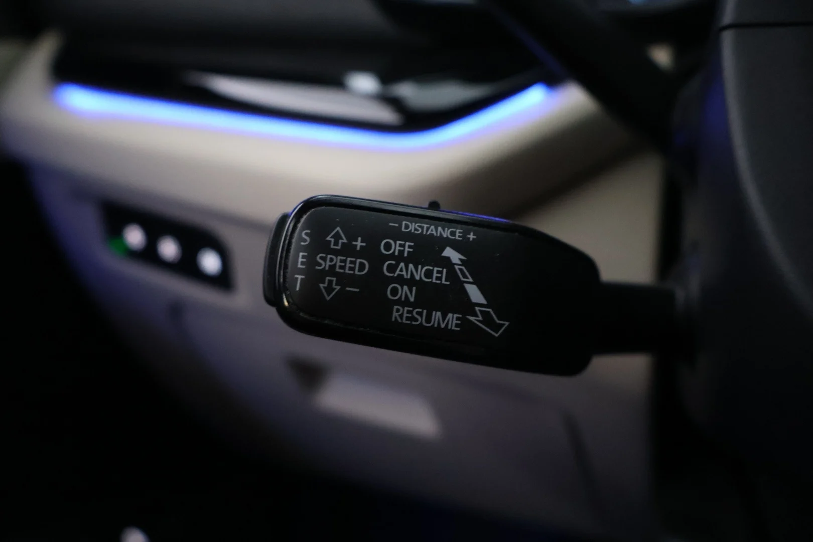 Car Image - 19PTbuBHPIkFgw70spmxKF