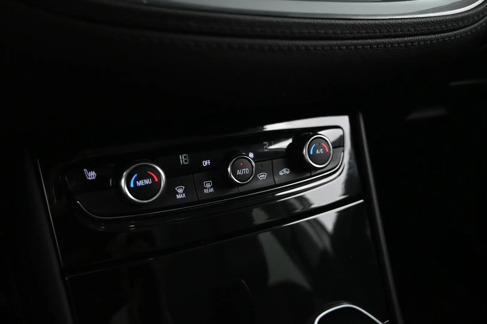 Car Image - 3XTe5u854KaV1hoi4eLIH