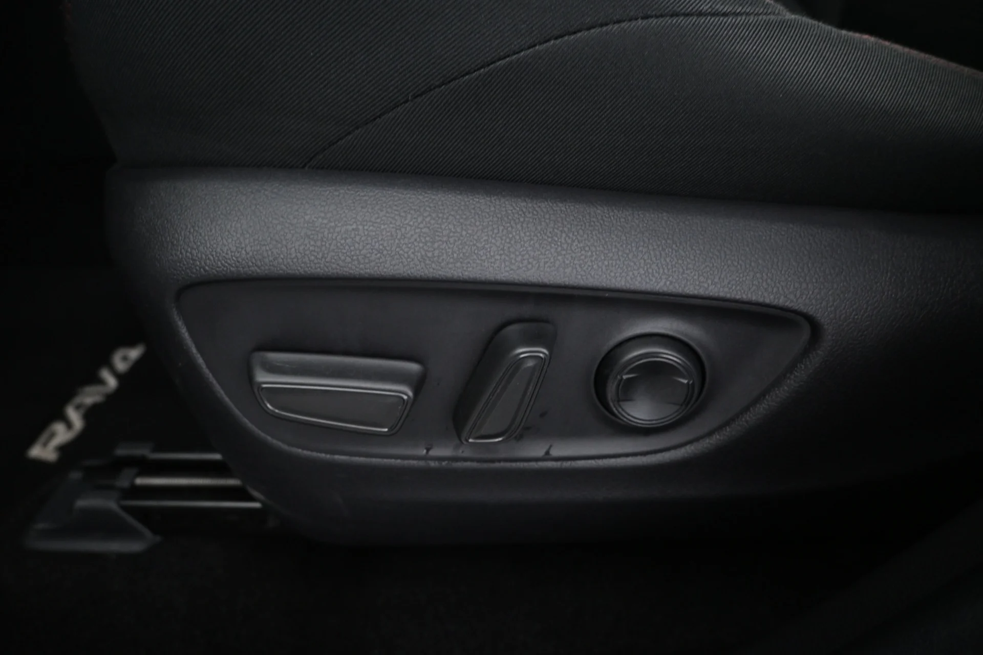 Car Image - 3ntg4DOEGeX5kTWakEG1IT