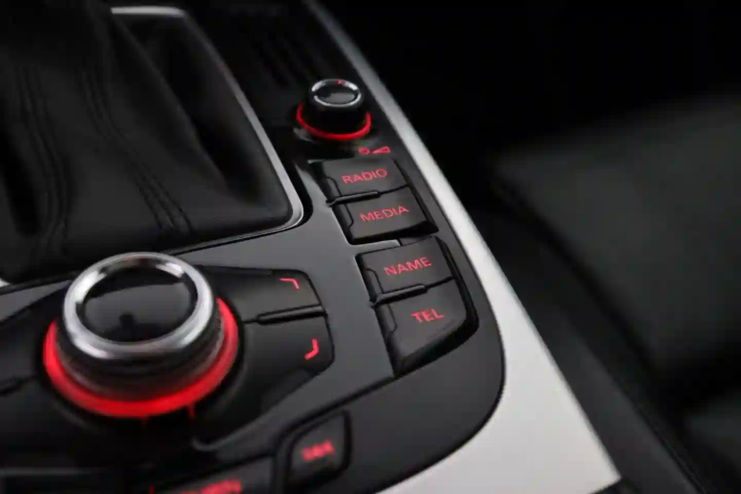 Car Image - 6mHO4FfkiUVsa60gWakEKn